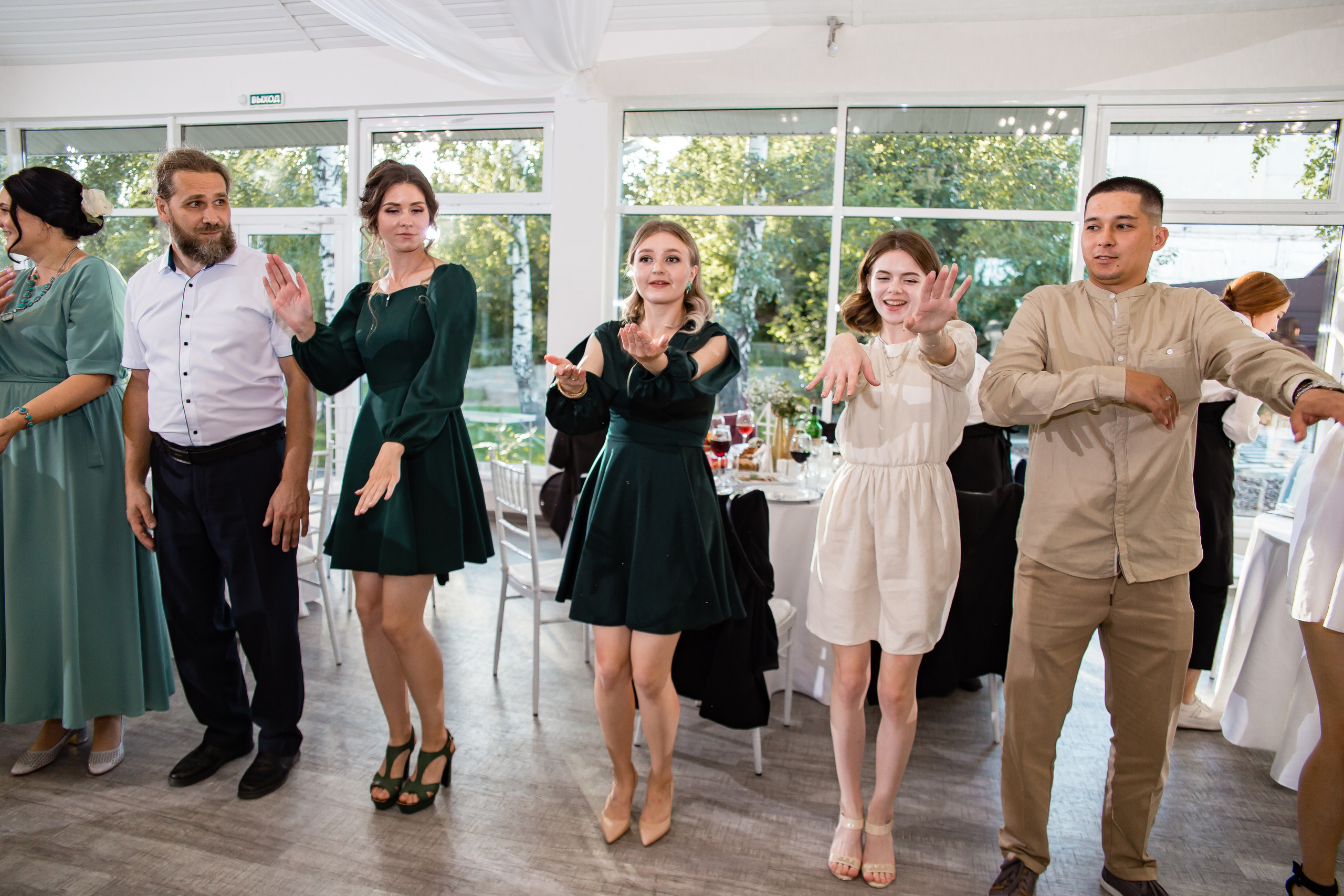 Ольга и Никита. Свадебный фотограф в Омске Яна Савина