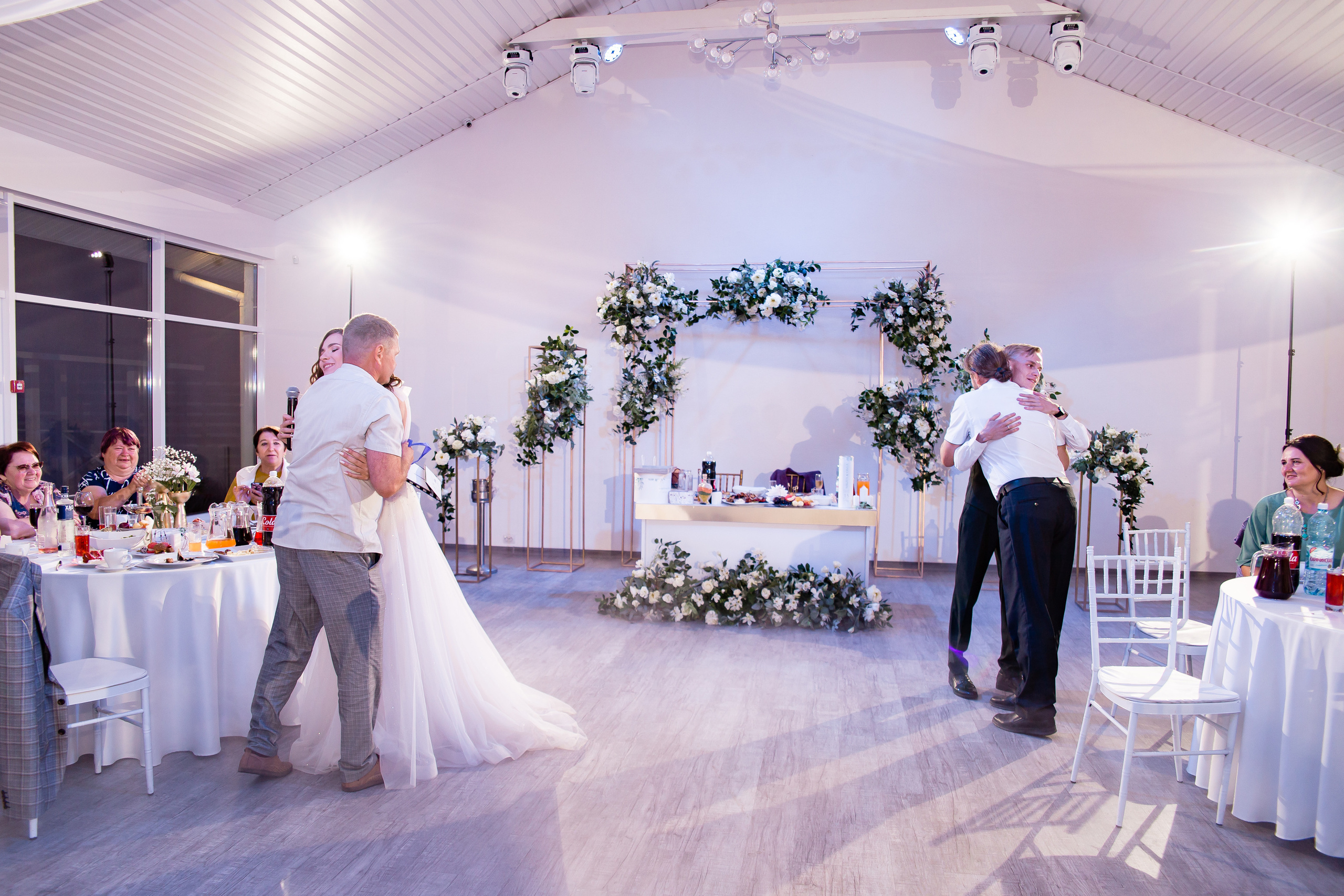 Ольга и Никита. Свадебный фотограф в Омске Яна Савина