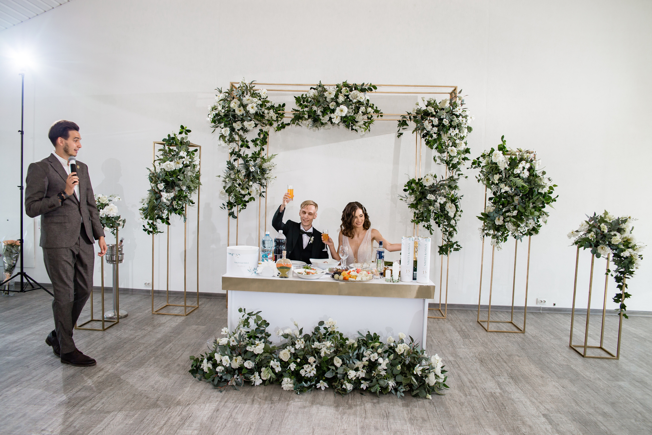 Ольга и Никита. Свадебный фотограф в Омске Яна Савина