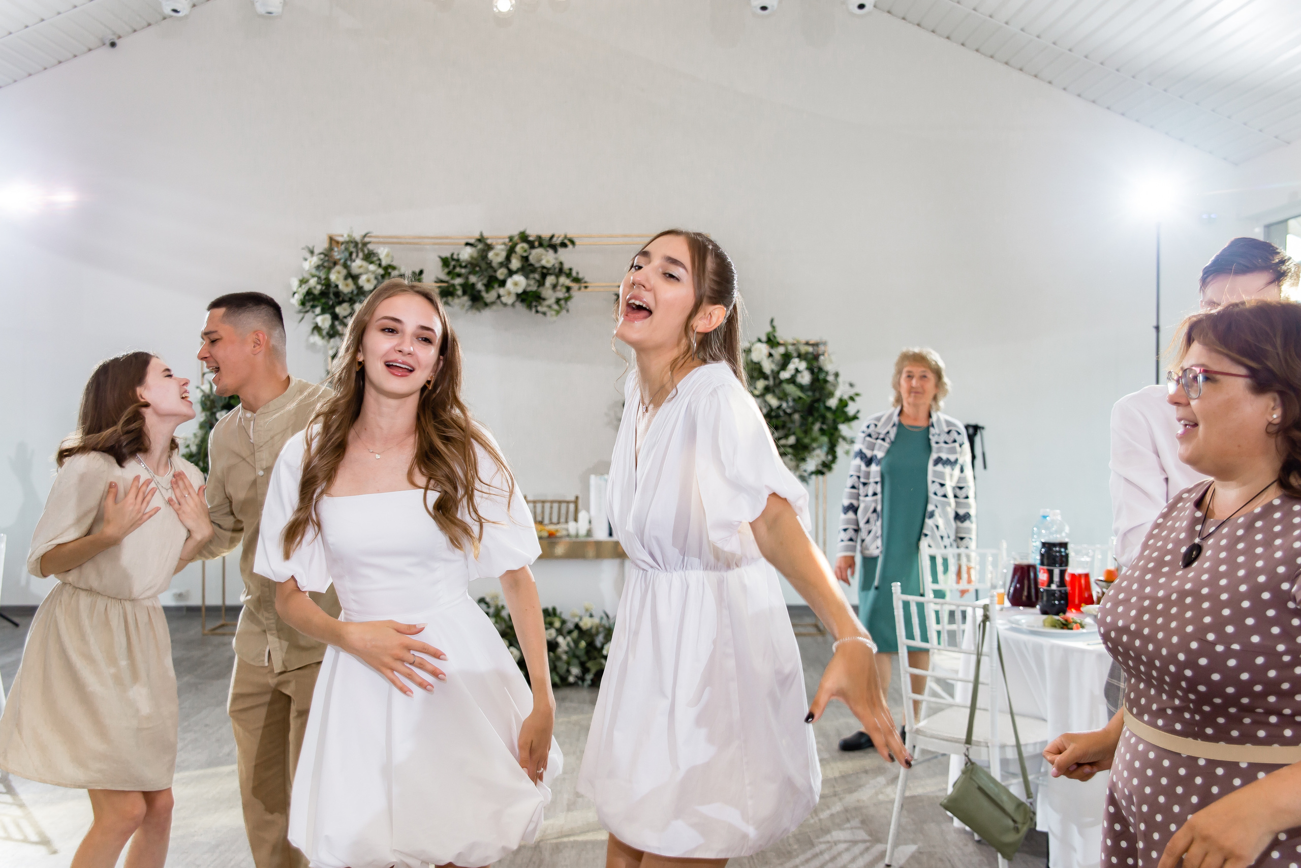 Ольга и Никита. Свадебный фотограф в Омске Яна Савина