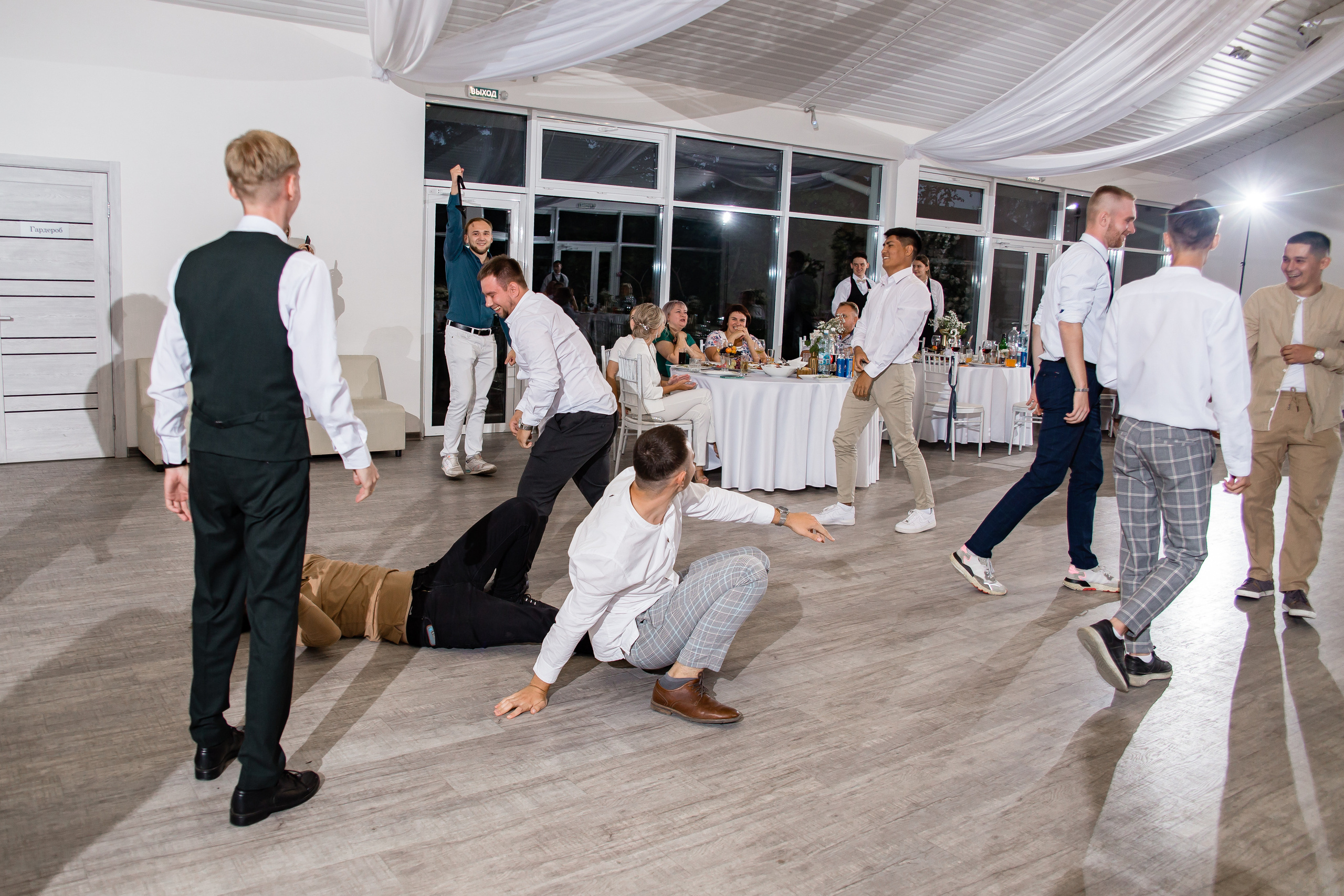 Ольга и Никита. Свадебный фотограф в Омске Яна Савина