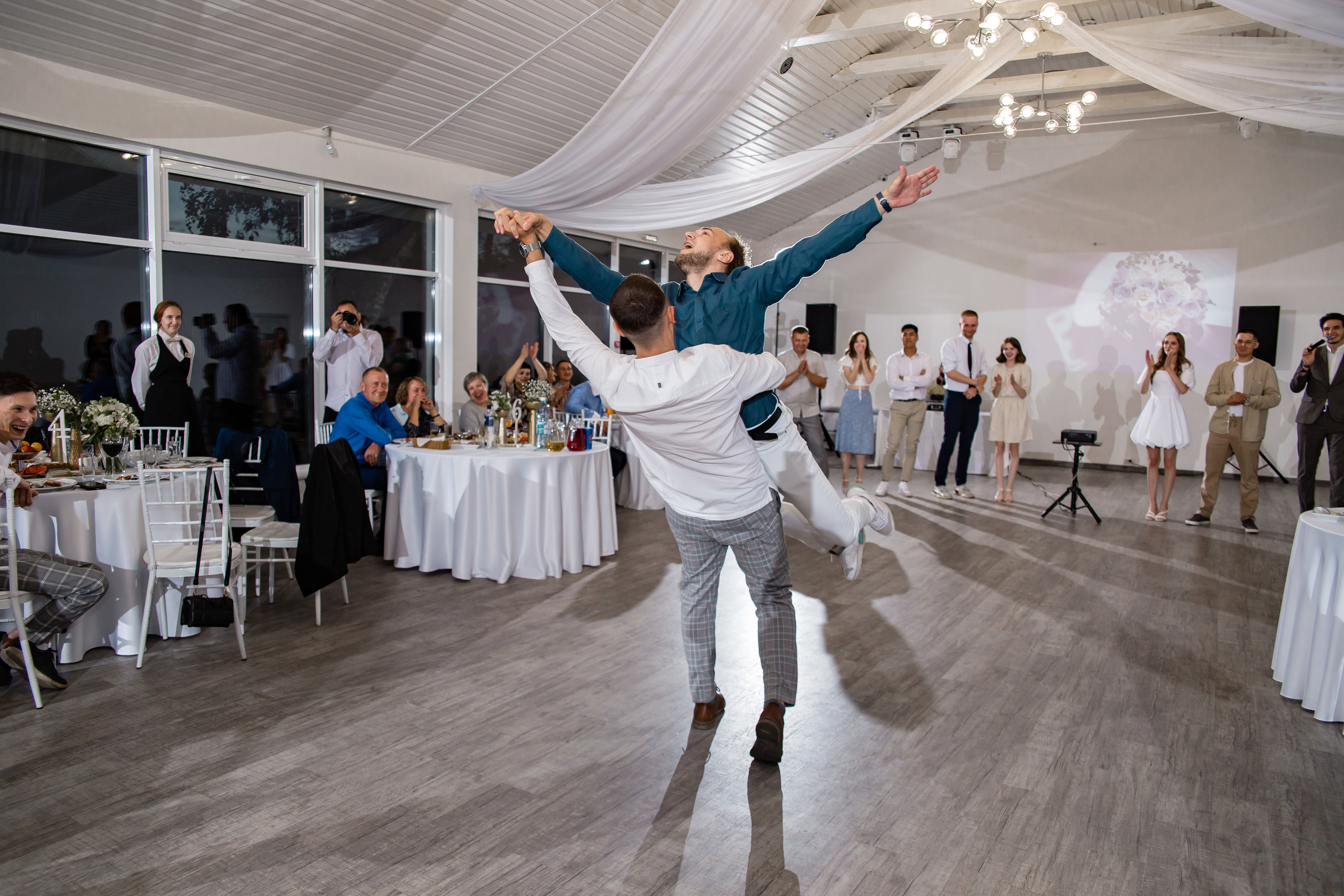 Ольга и Никита. Свадебный фотограф в Омске Яна Савина