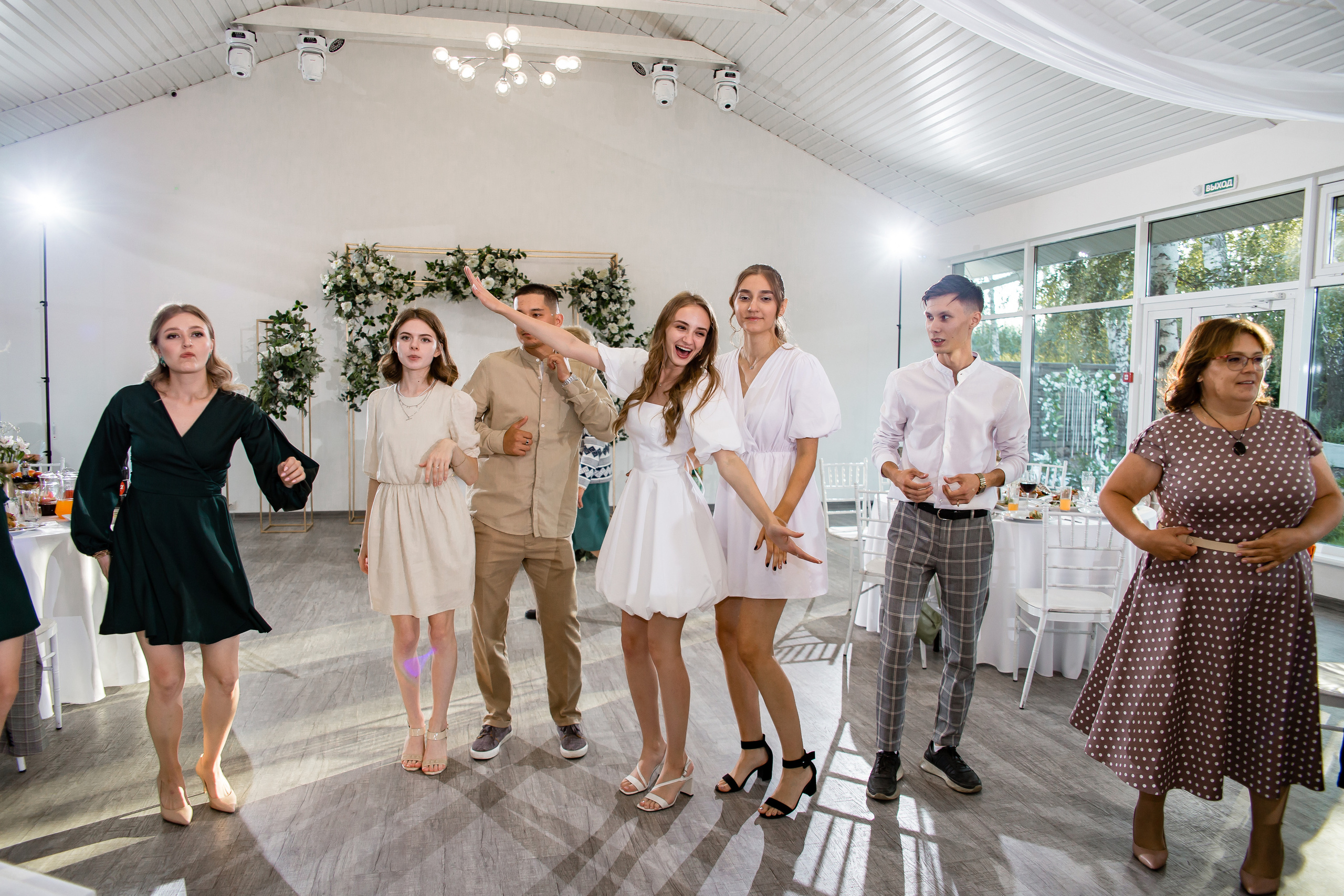 Ольга и Никита. Свадебный фотограф в Омске Яна Савина