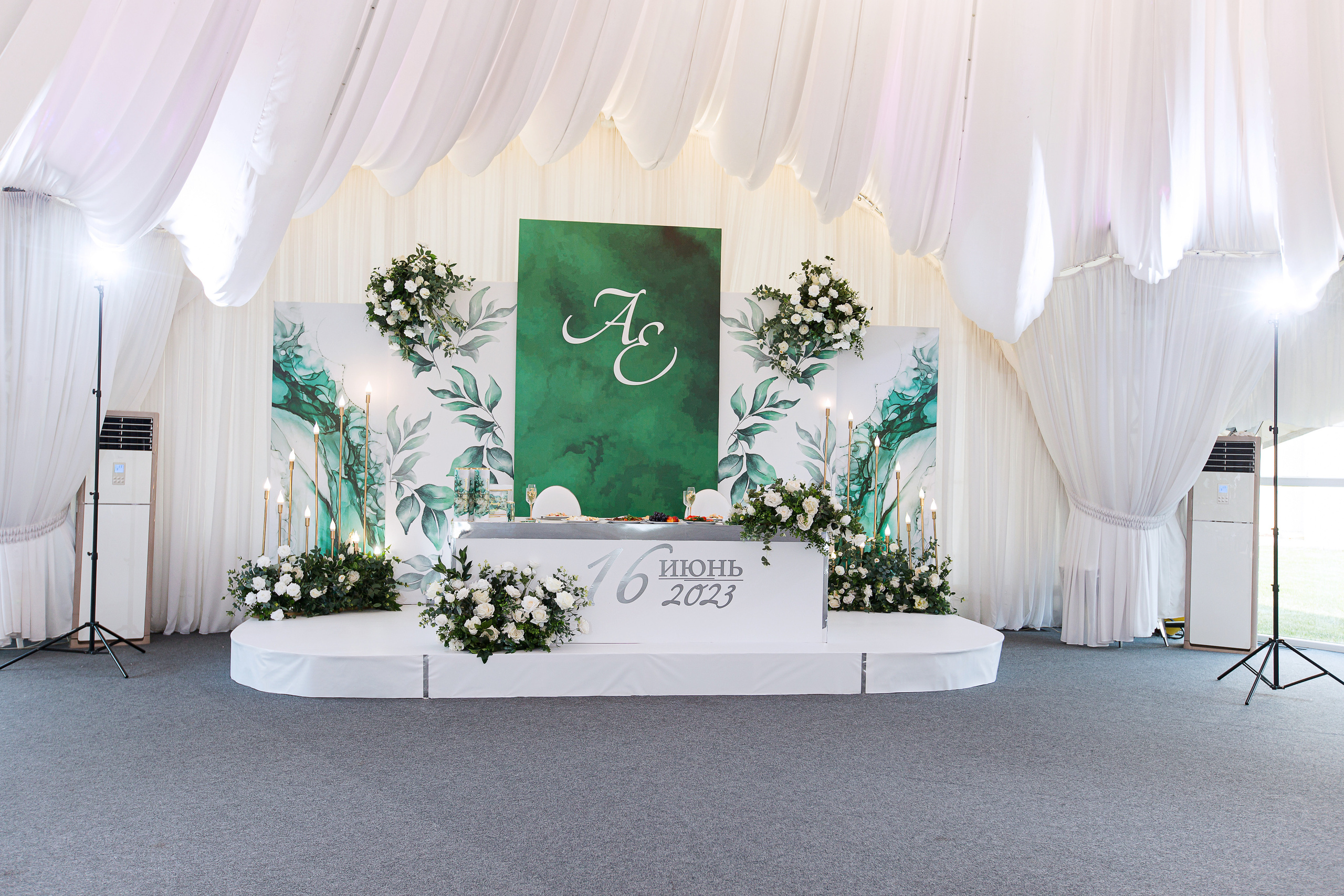 Елизавета и Антон. Свадебный фотограф в Омске Яна Савина