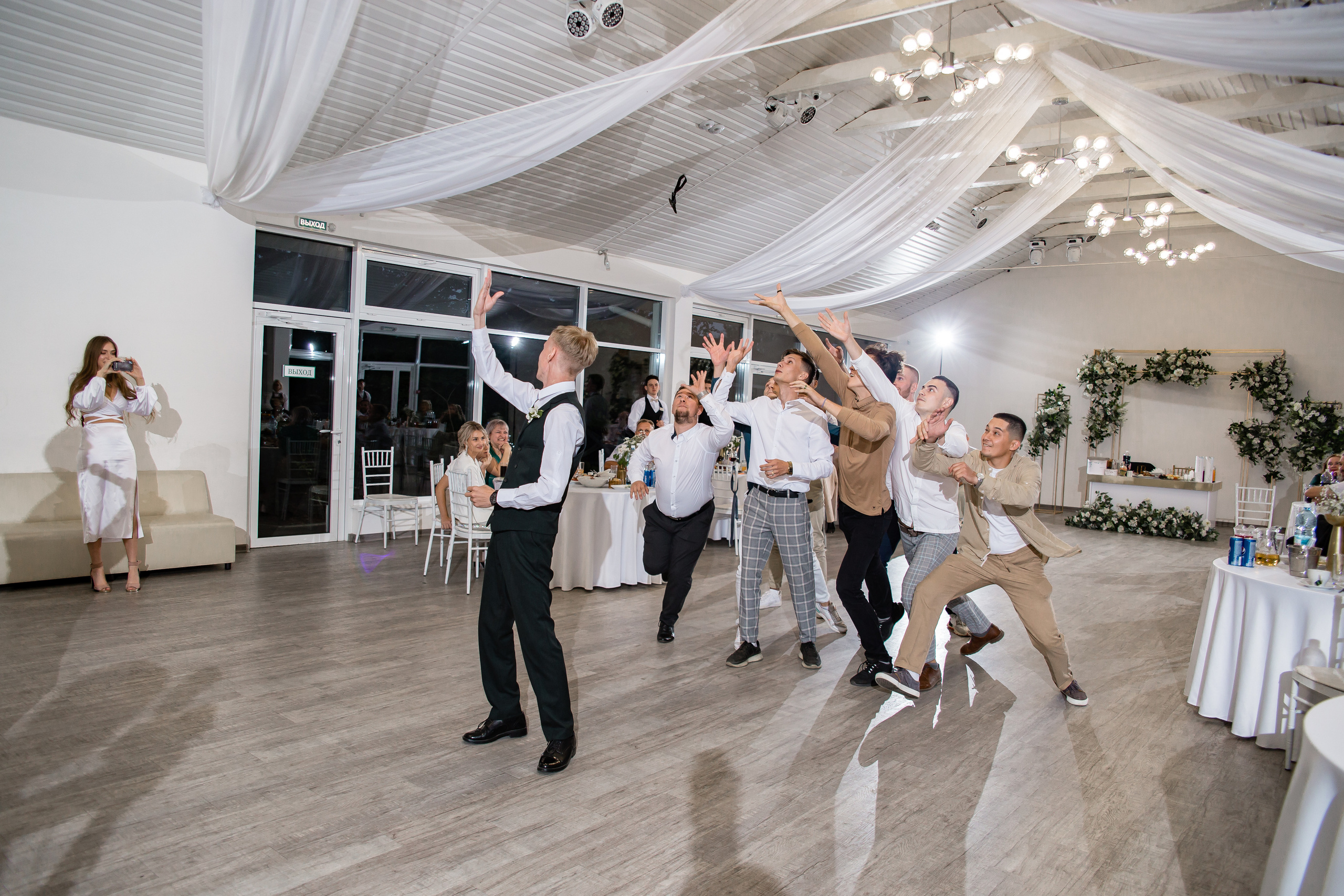 Ольга и Никита. Свадебный фотограф в Омске Яна Савина