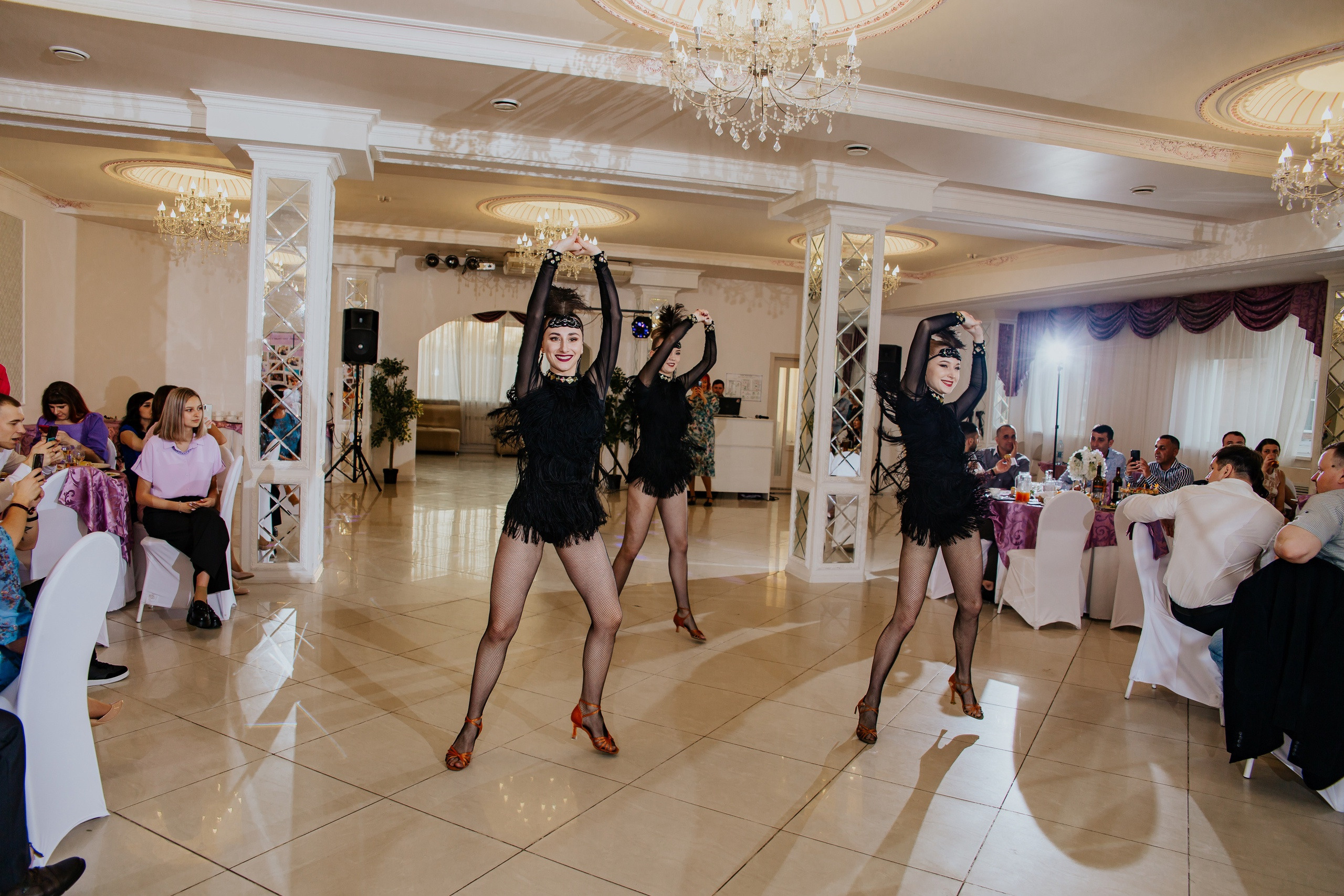 Алена и Артеми. Свадебный фотограф в Омске Яна Савина