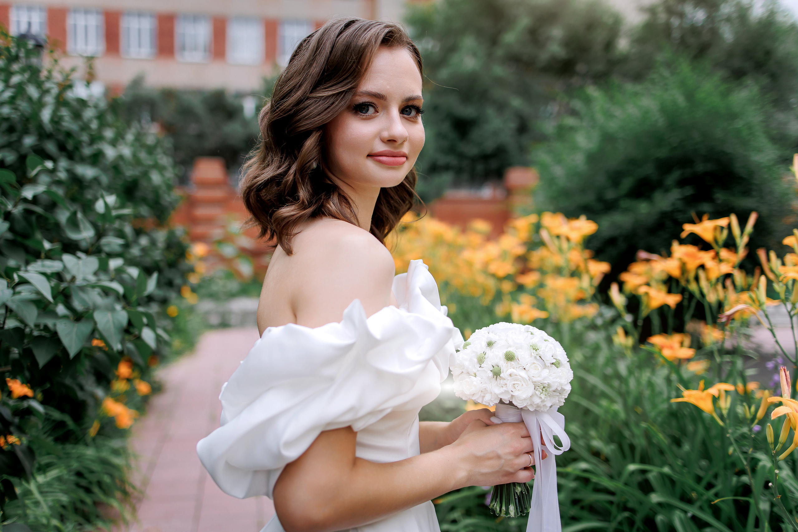 Софья и Антон. Свадебный фотограф в Омске Яна Савина