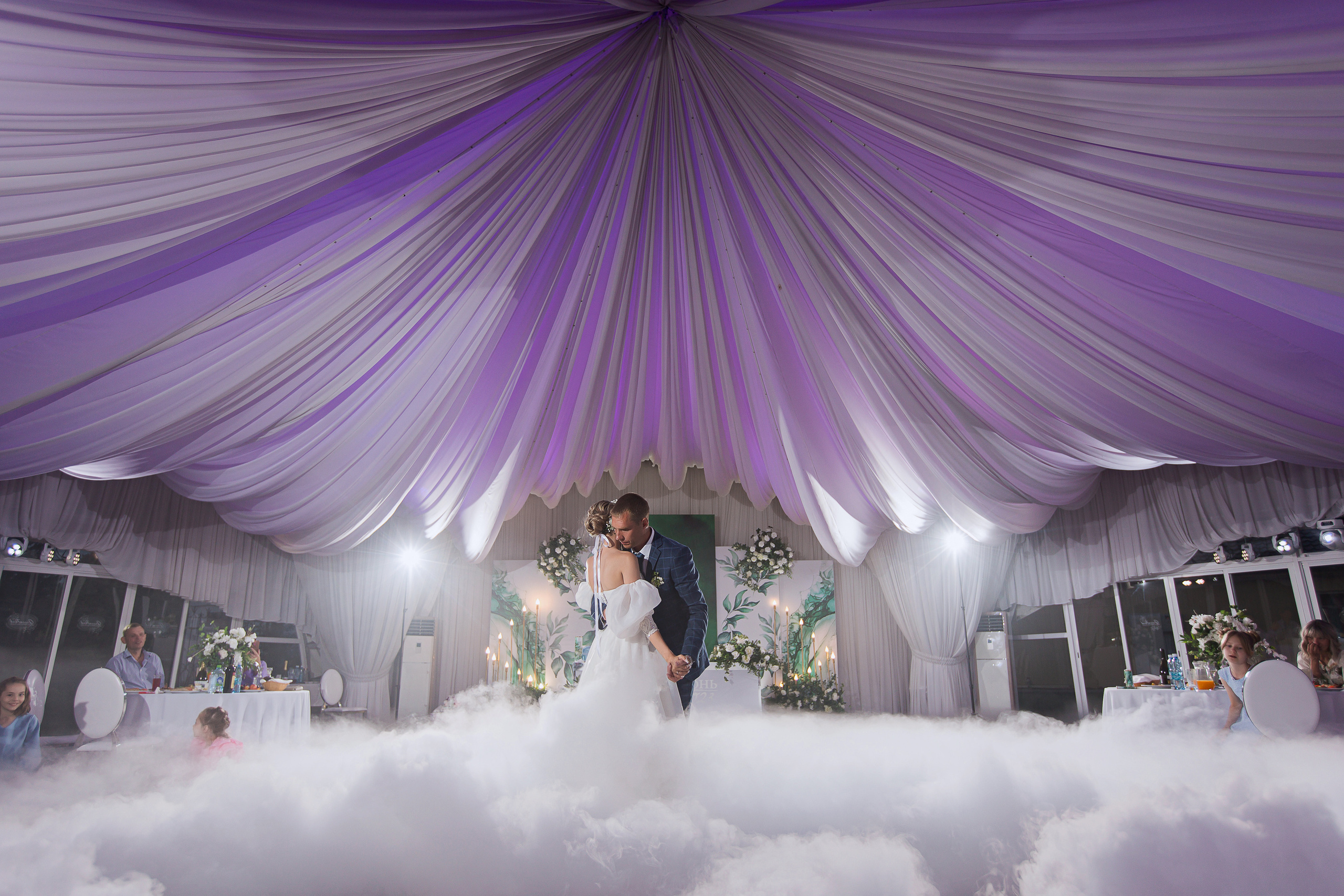 Елизавета и Антон. Свадебный фотограф в Омске Яна Савина