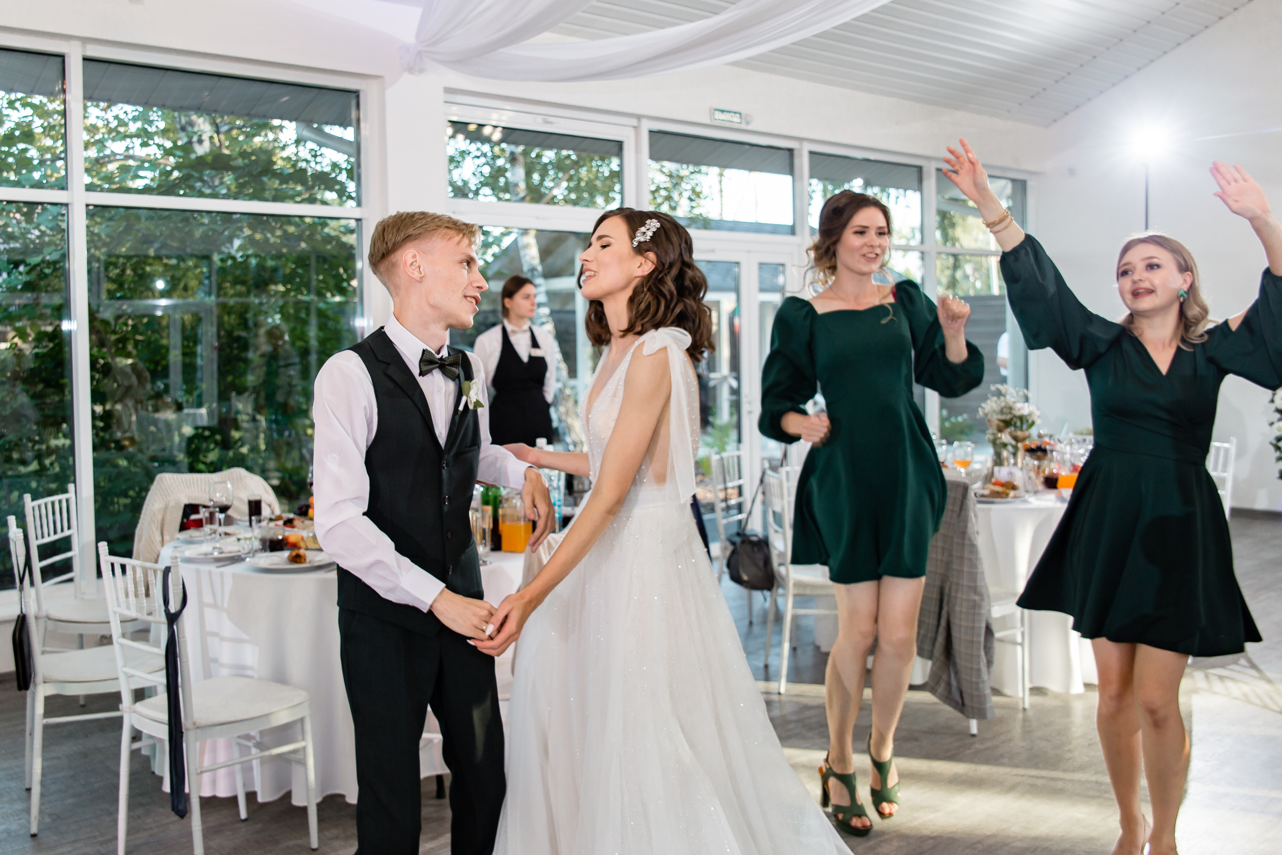 Ольга и Никита. Свадебный фотограф в Омске Яна Савина