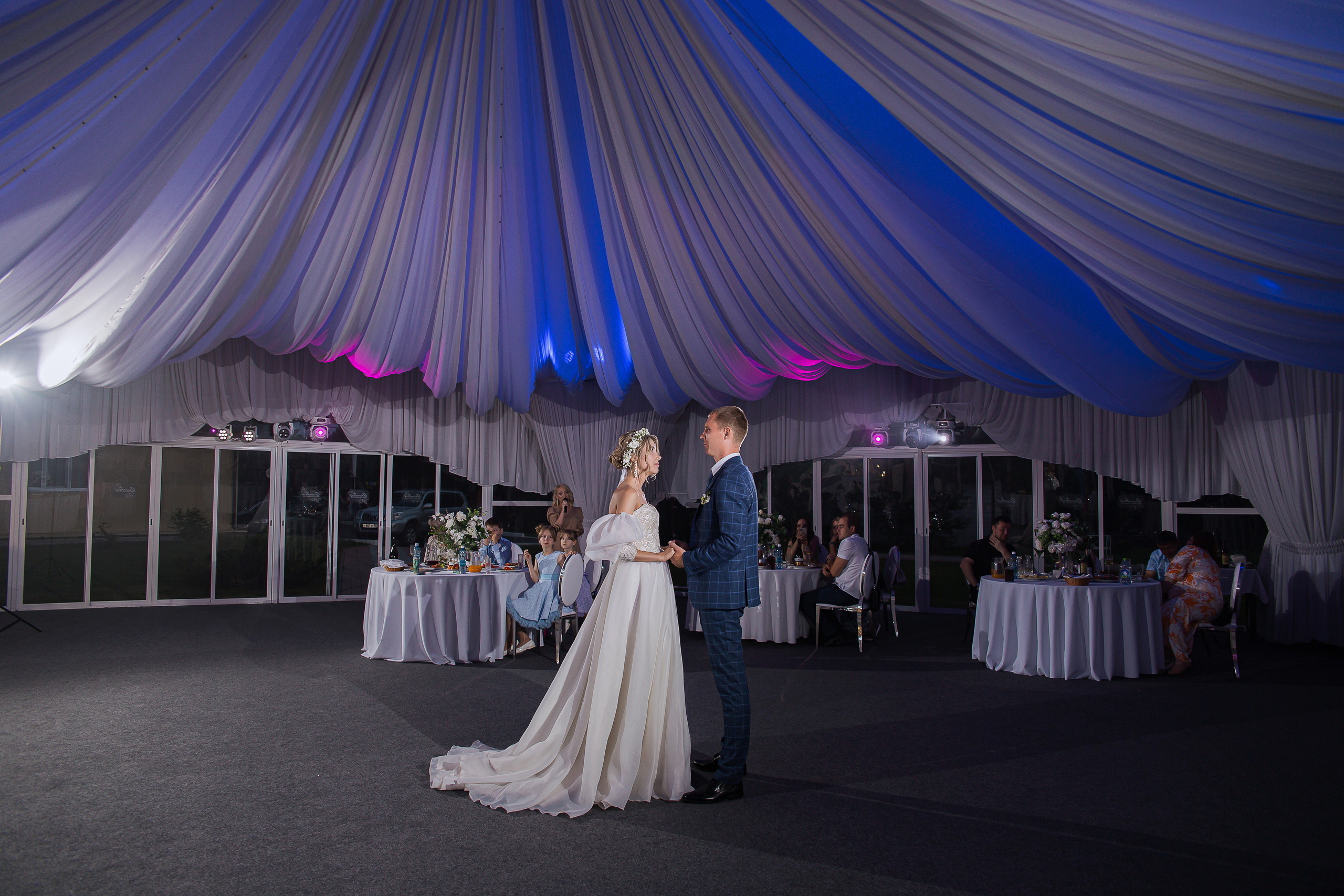 Елизавета и Антон. Свадебный фотограф в Омске Яна Савина