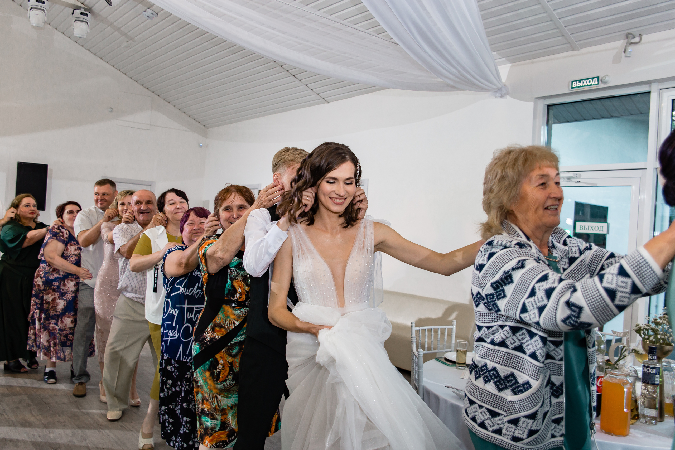 Ольга и Никита. Свадебный фотограф в Омске Яна Савина