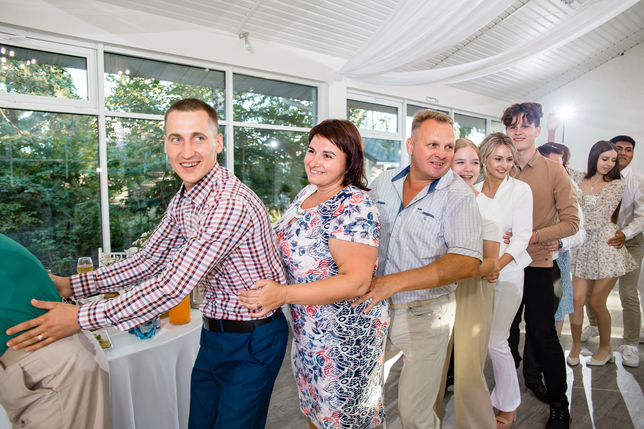 Ольга и Никита. Свадебный фотограф в Омске Яна Савина