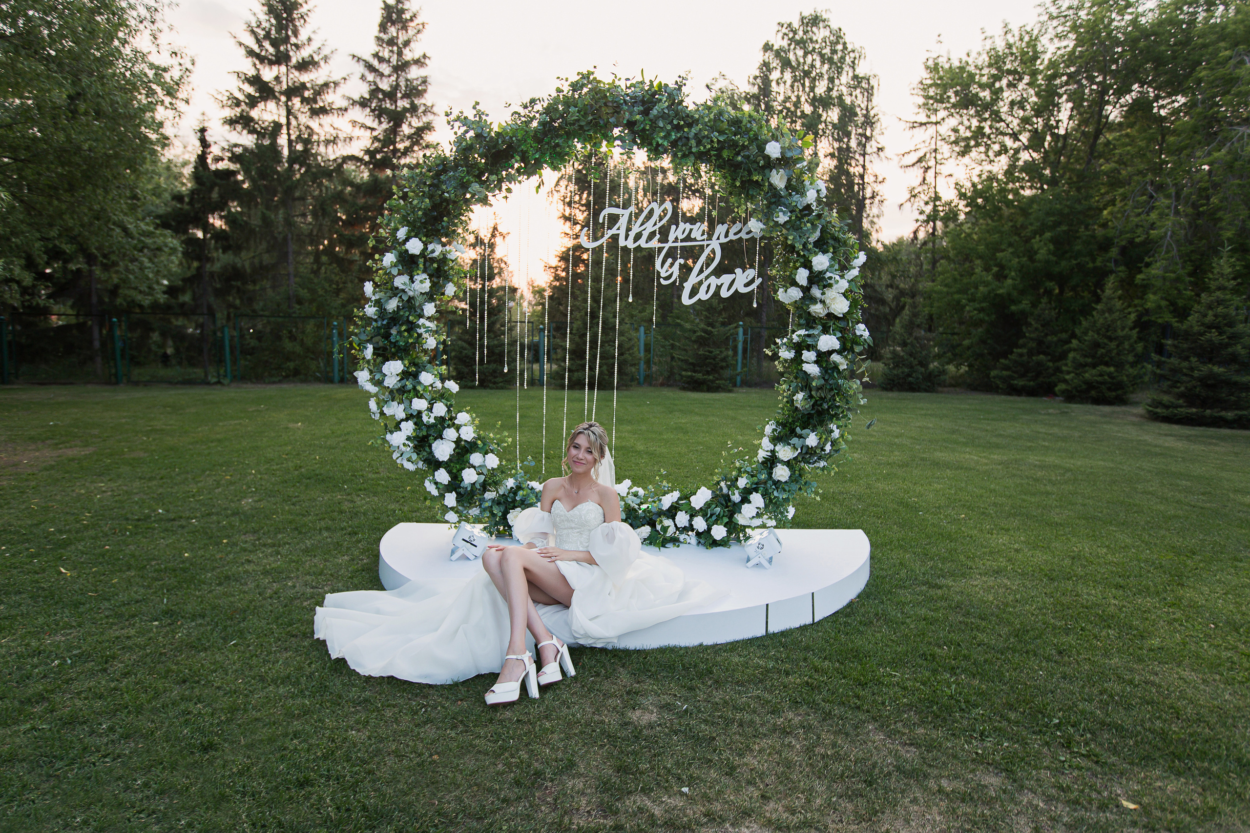 Елизавета и Антон. Свадебный фотограф в Омске Яна Савина