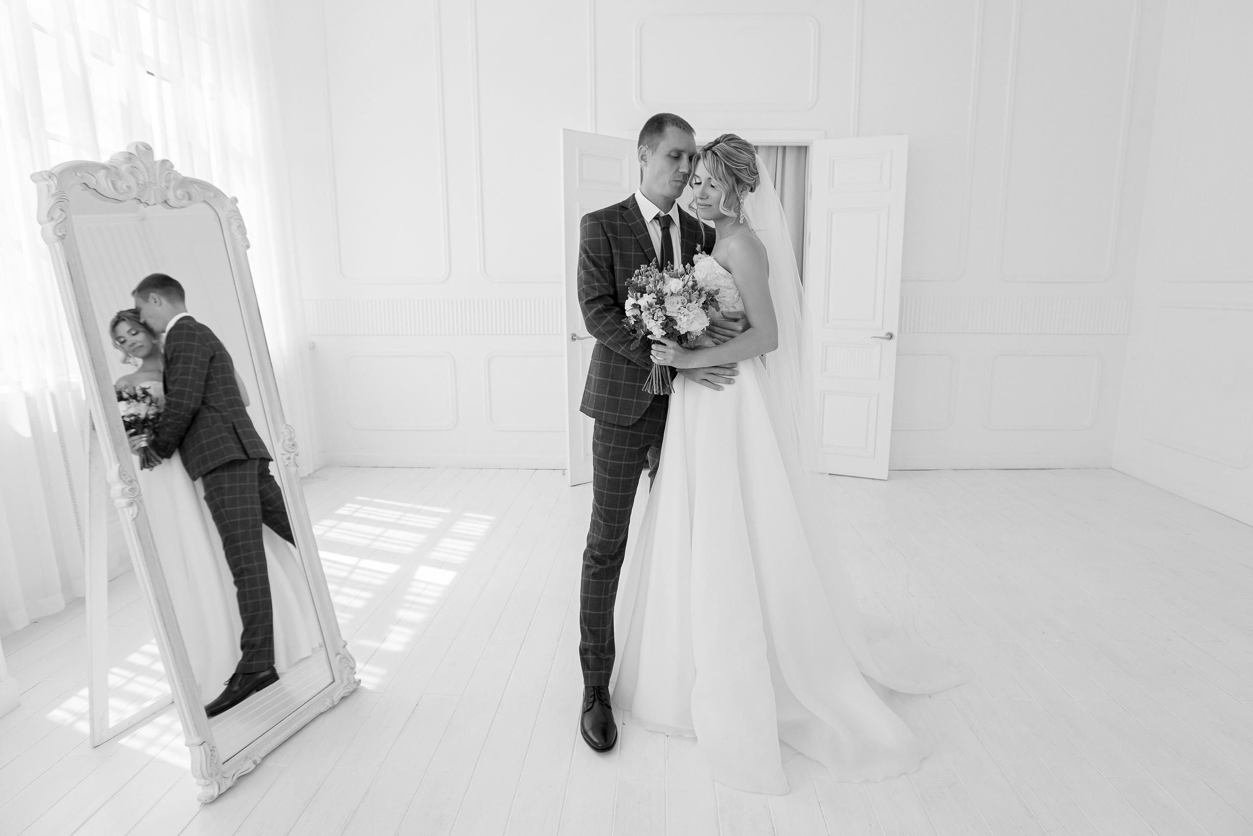 Елизавета и Антон. Свадебный фотограф в Омске Яна Савина