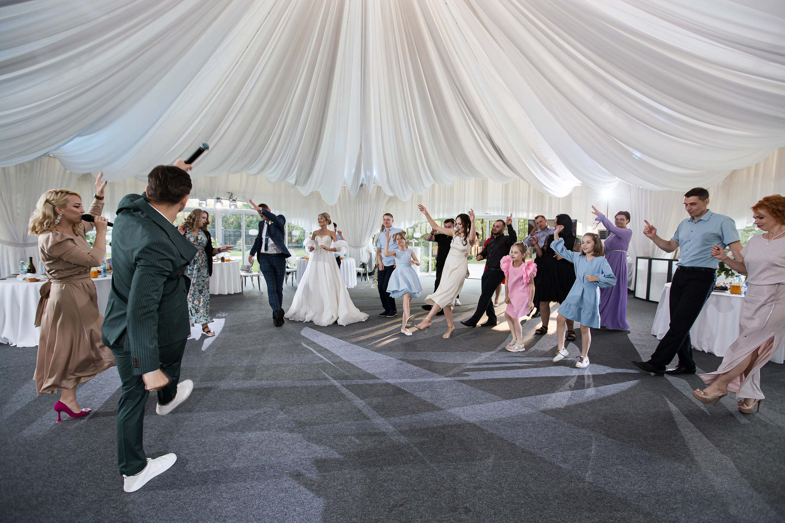 Елизавета и Антон. Свадебный фотограф в Омске Яна Савина