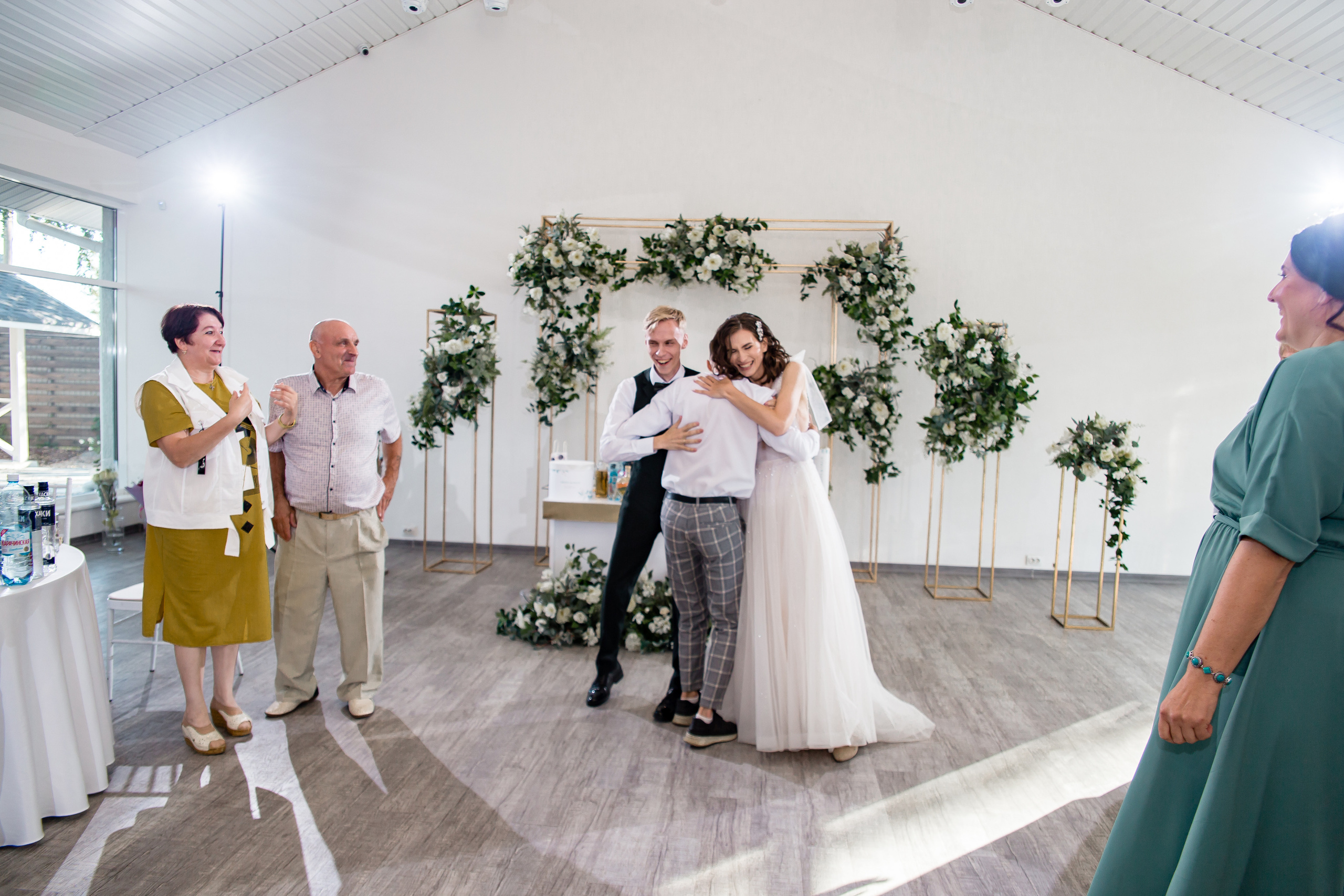 Ольга и Никита. Свадебный фотограф в Омске Яна Савина