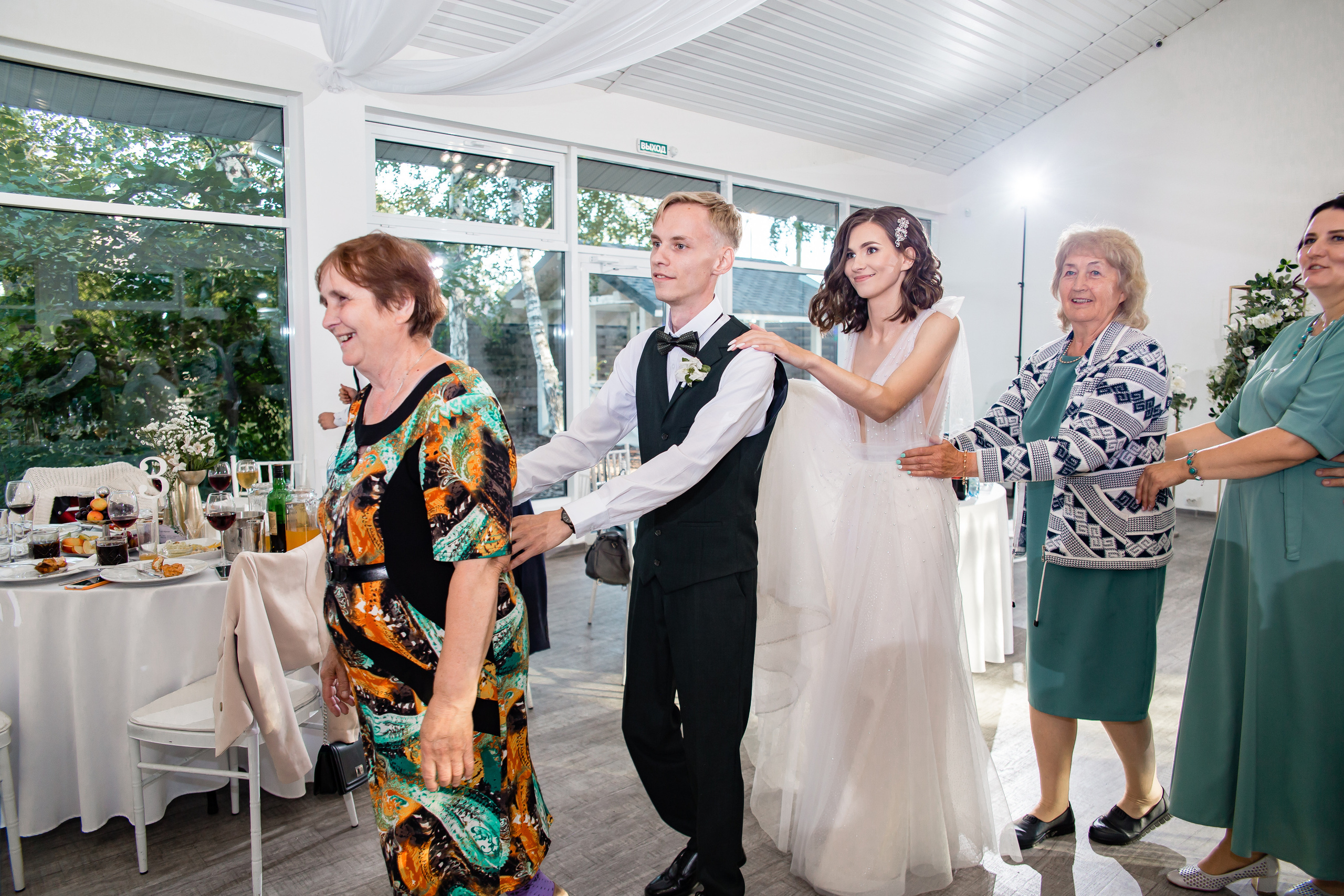 Ольга и Никита. Свадебный фотограф в Омске Яна Савина