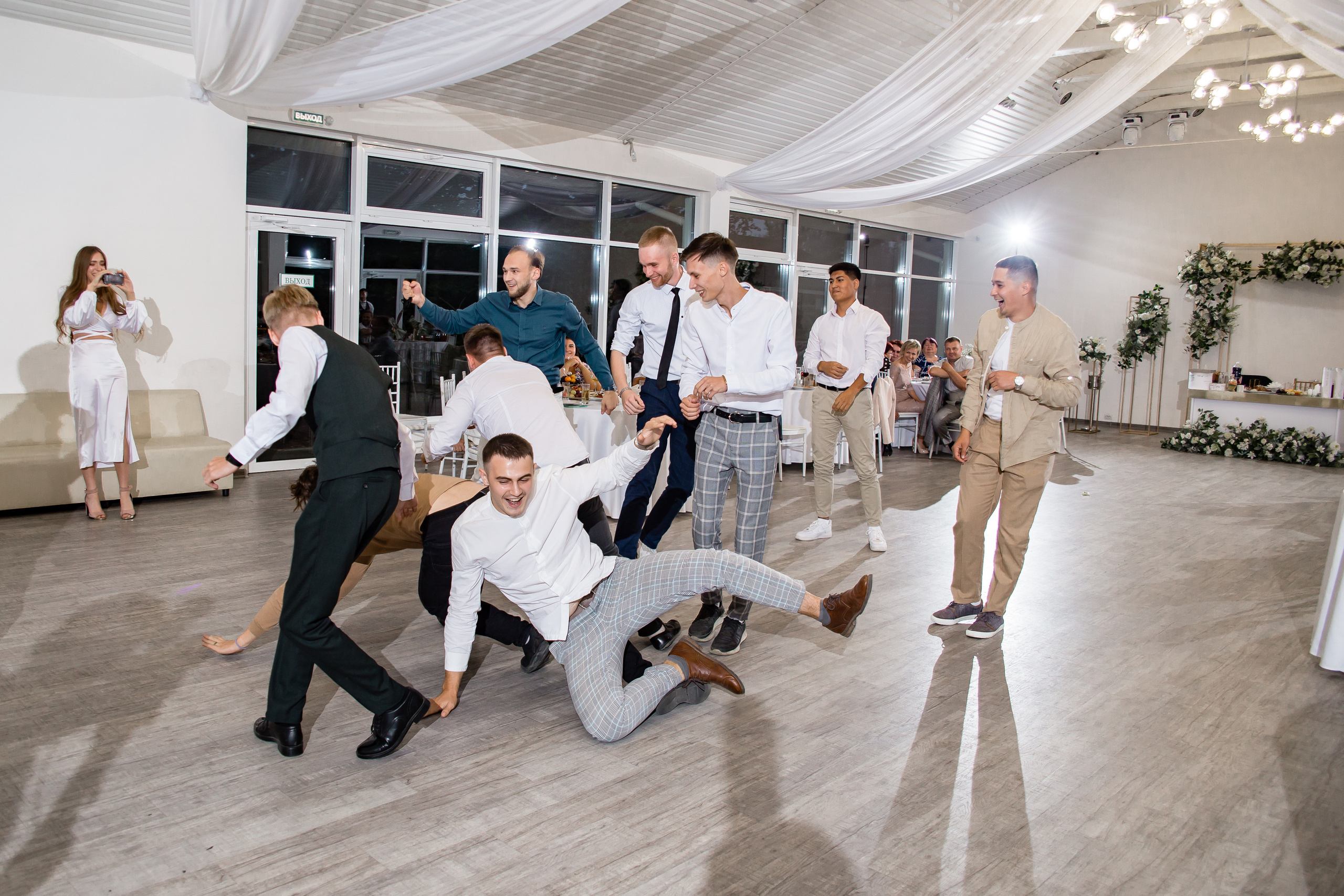 Ольга и Никита. Свадебный фотограф в Омске Яна Савина