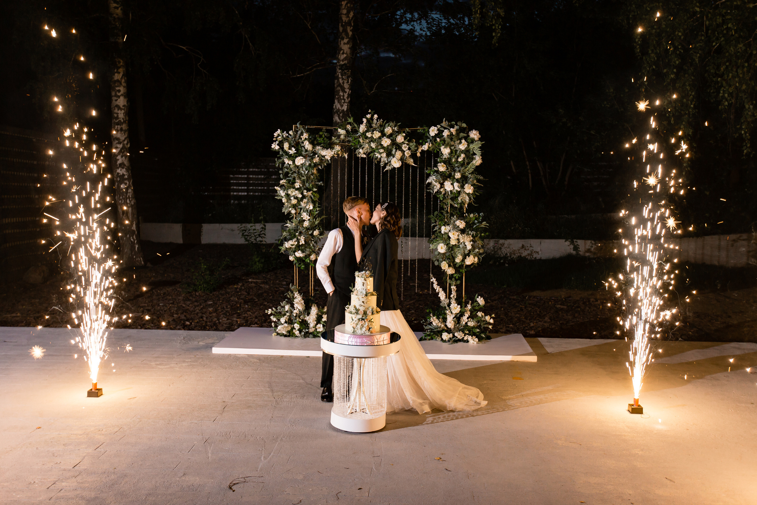 Ольга и Никита. Свадебный фотограф в Омске Яна Савина