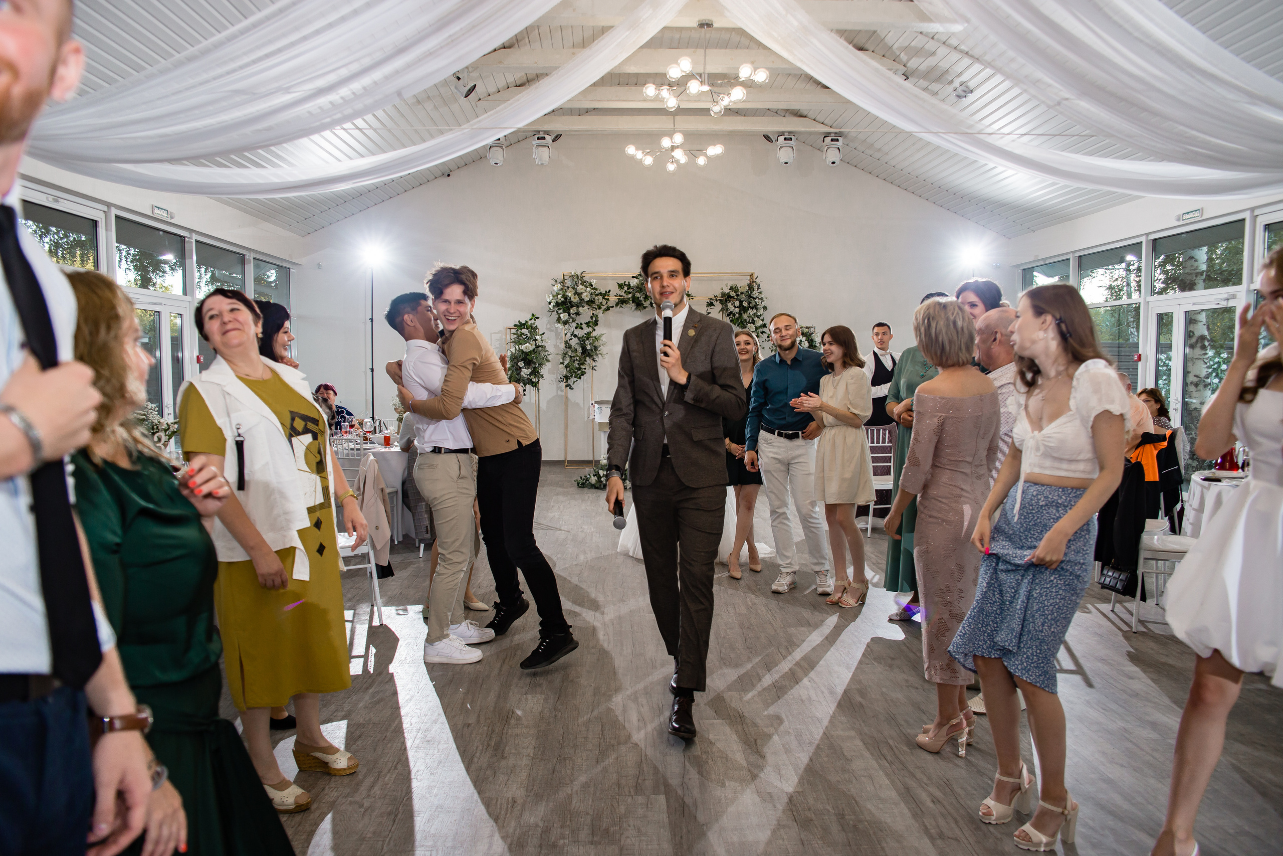 Ольга и Никита. Свадебный фотограф в Омске Яна Савина