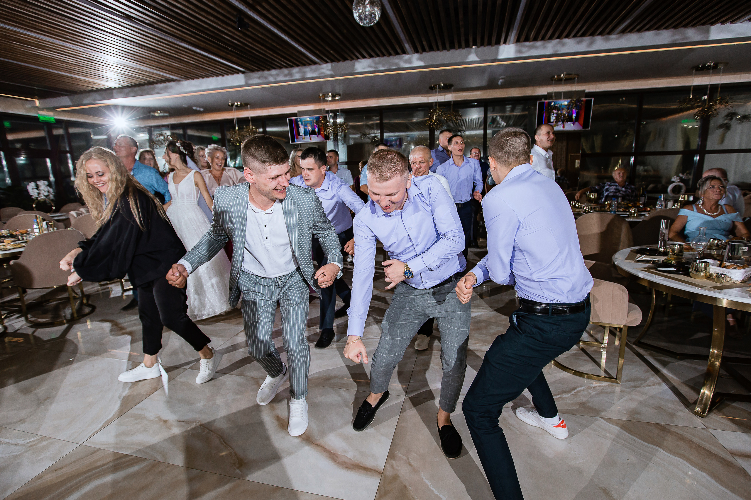 Екатерина и Георгий. Свадебный фотограф в Омске Яна Савина