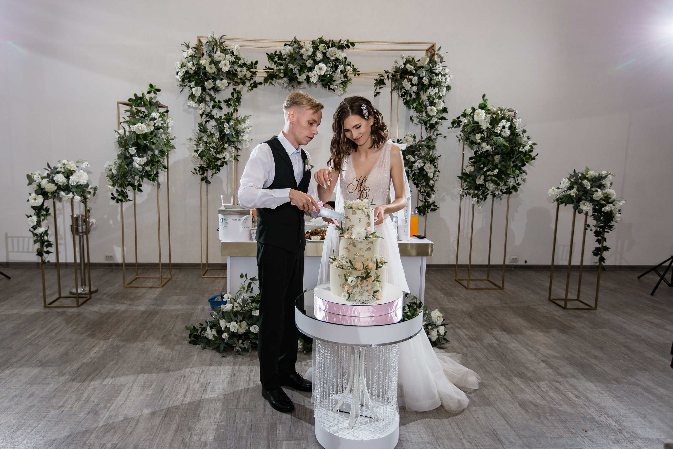 Ольга и Никита. Свадебный фотограф в Омске Яна Савина