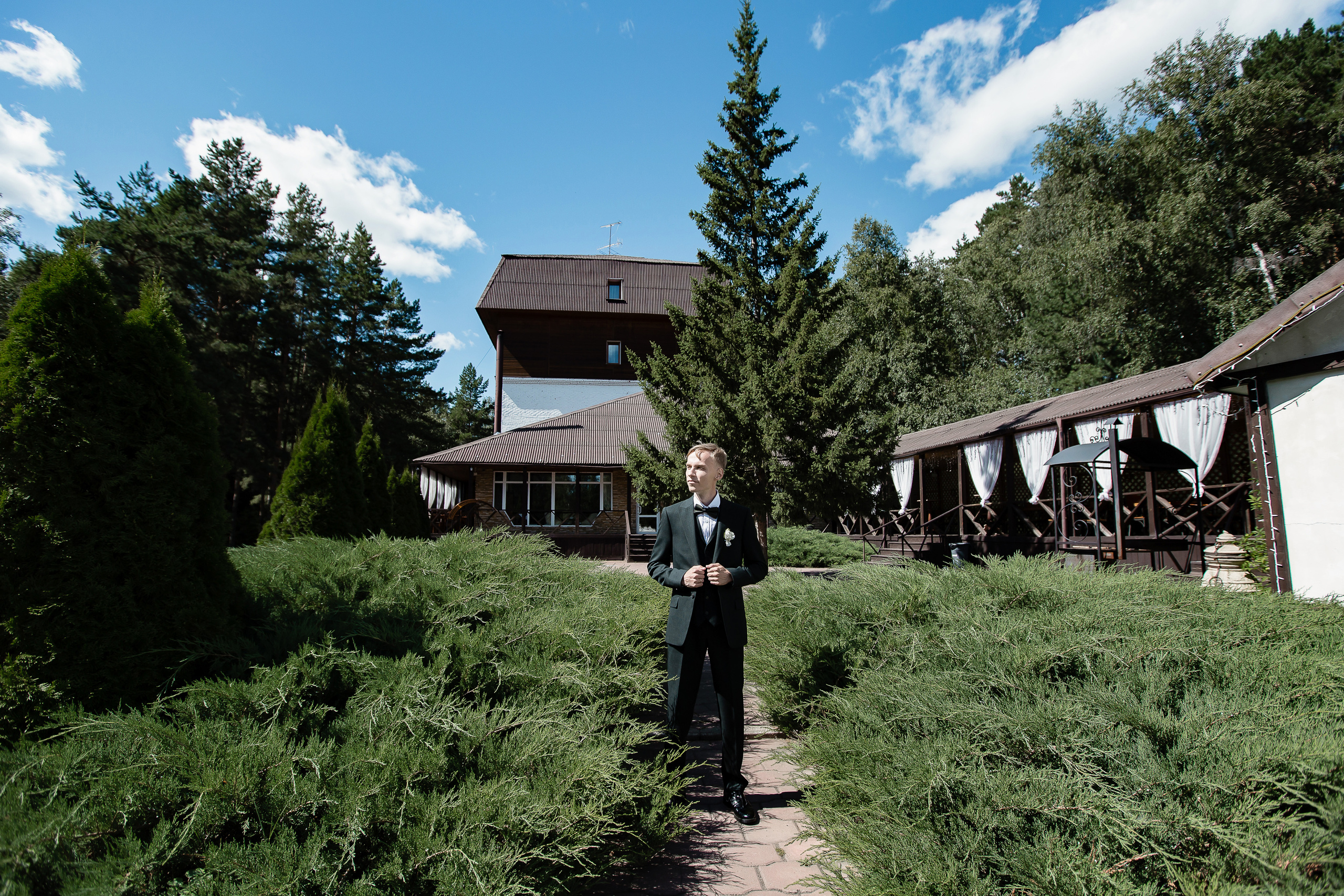 Ольга и Никита. Свадебный фотограф в Омске Яна Савина