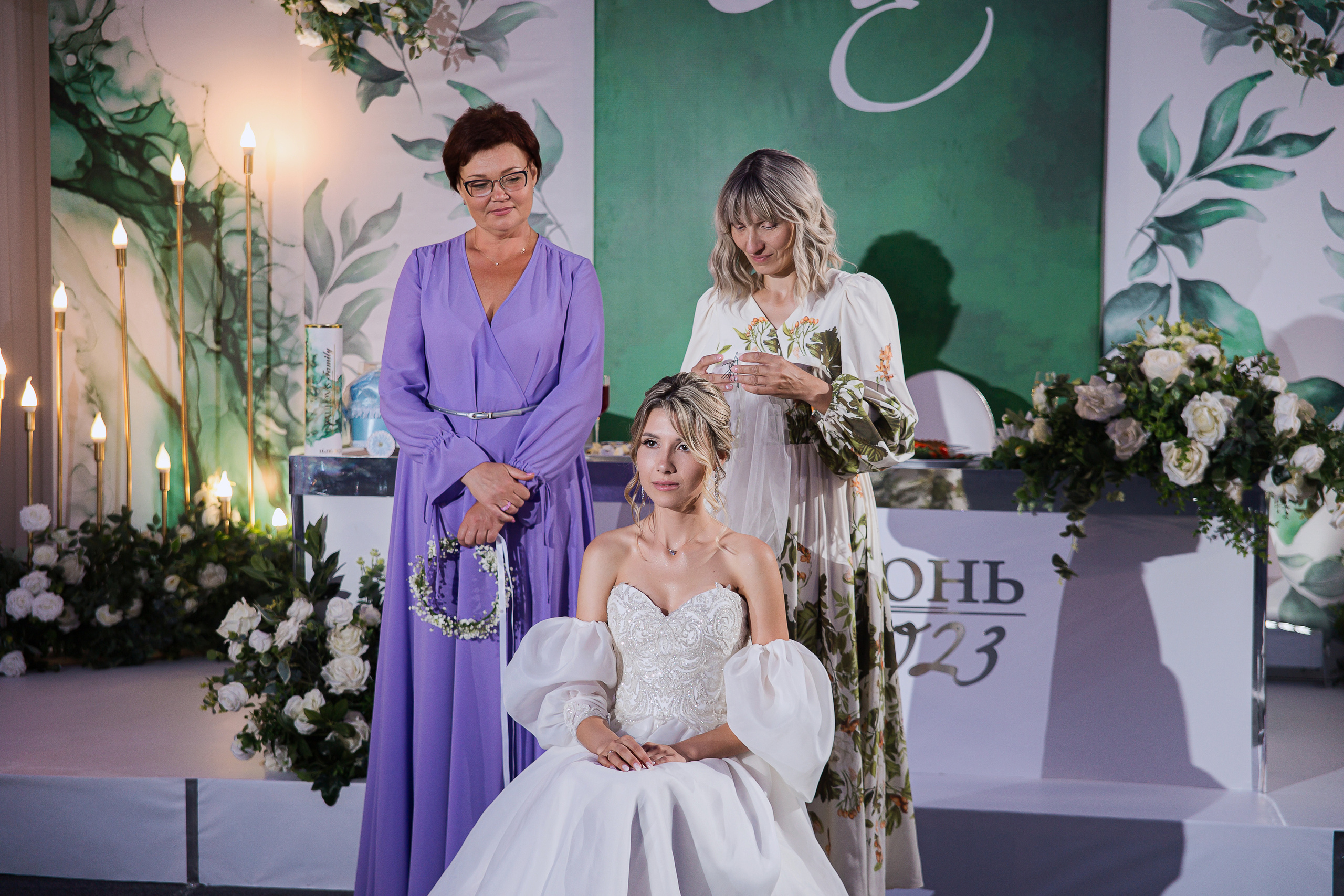 Елизавета и Антон. Свадебный фотограф в Омске Яна Савина