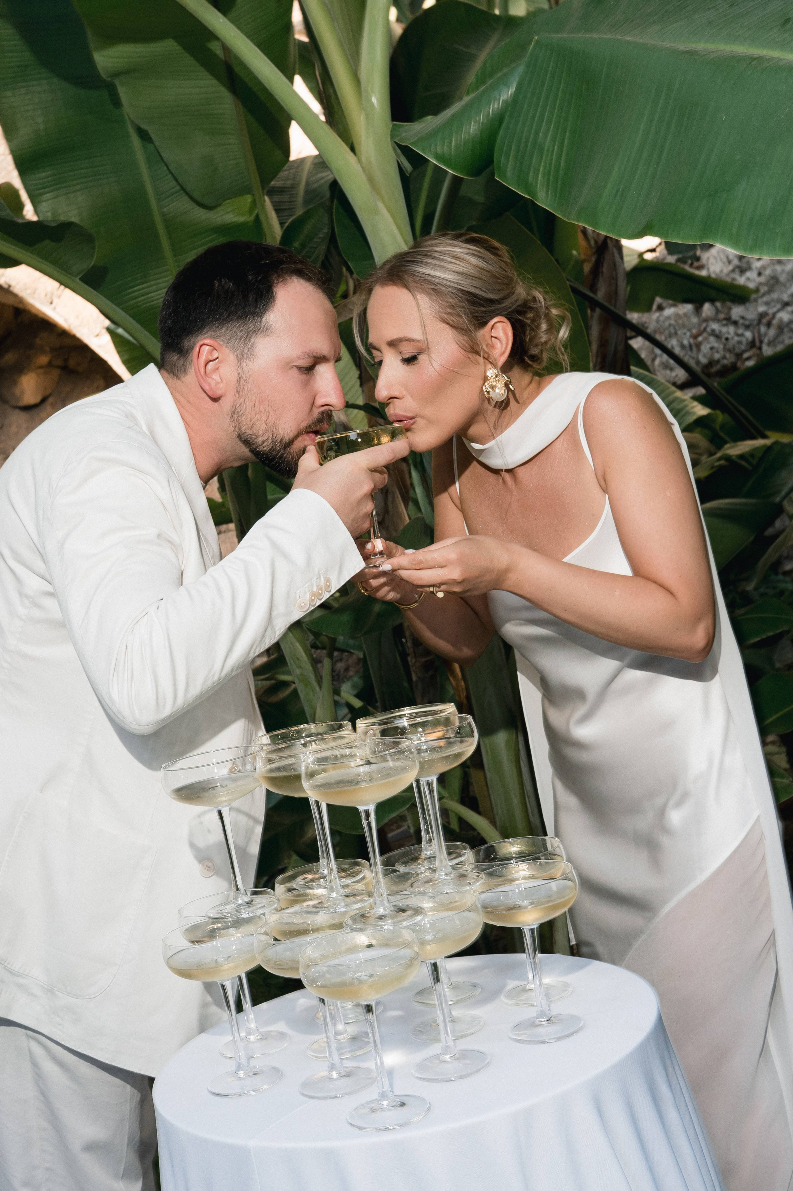 A German wedding among palms. Wedding & Documentary Photographer based in Nuremberg — available across Europe & Turkey | Vitalii Nasonov