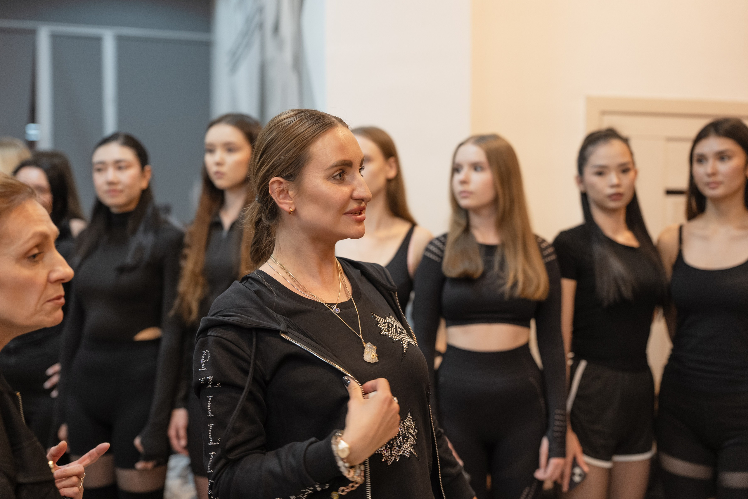Casting. Сайт Алматинского НЮ АРТ, будуар и фэшн фотографа Дениса Карпенко