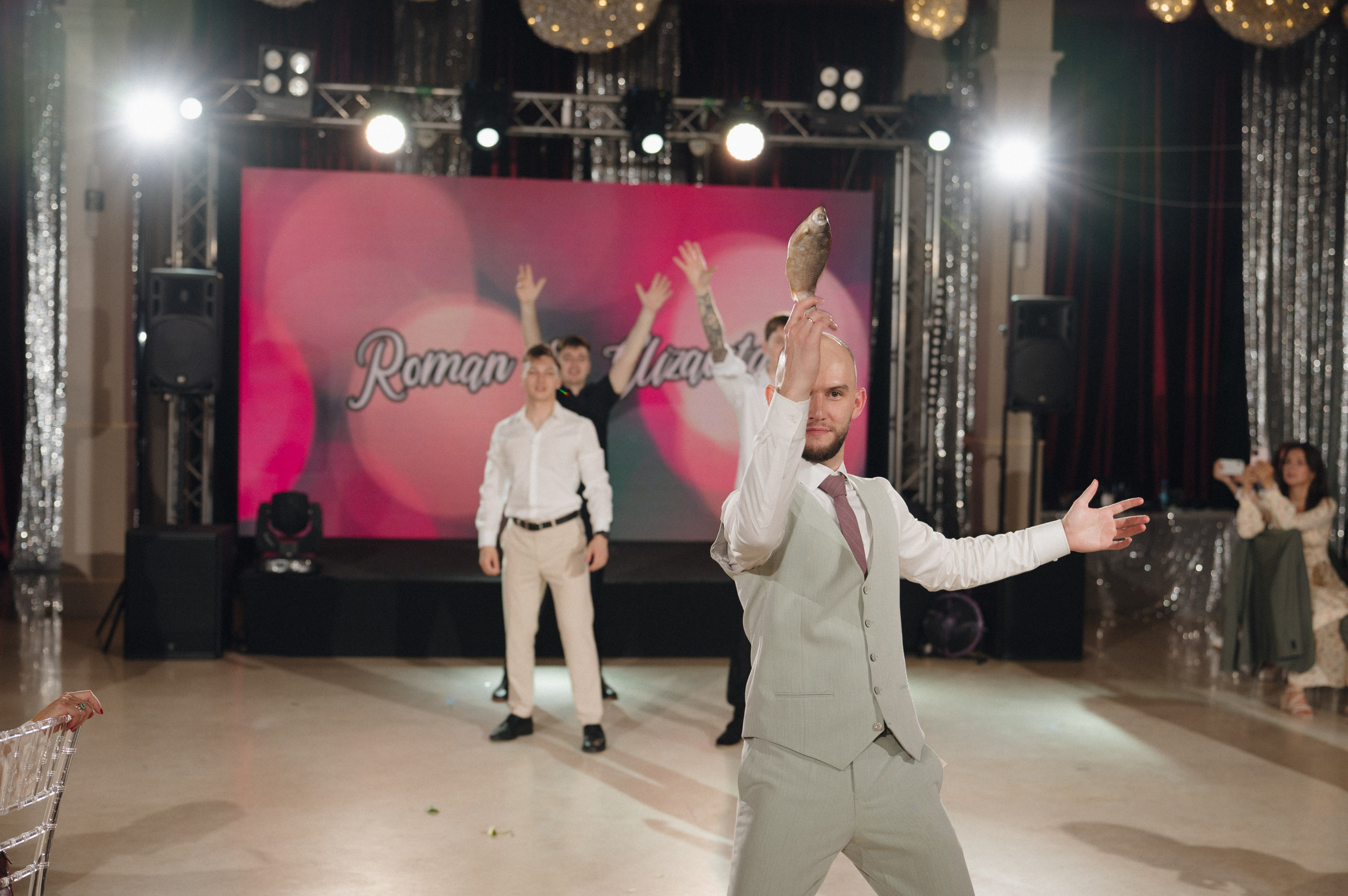 Елизавета и Роман. Репортажный и свадебный фотограф в Сургуте