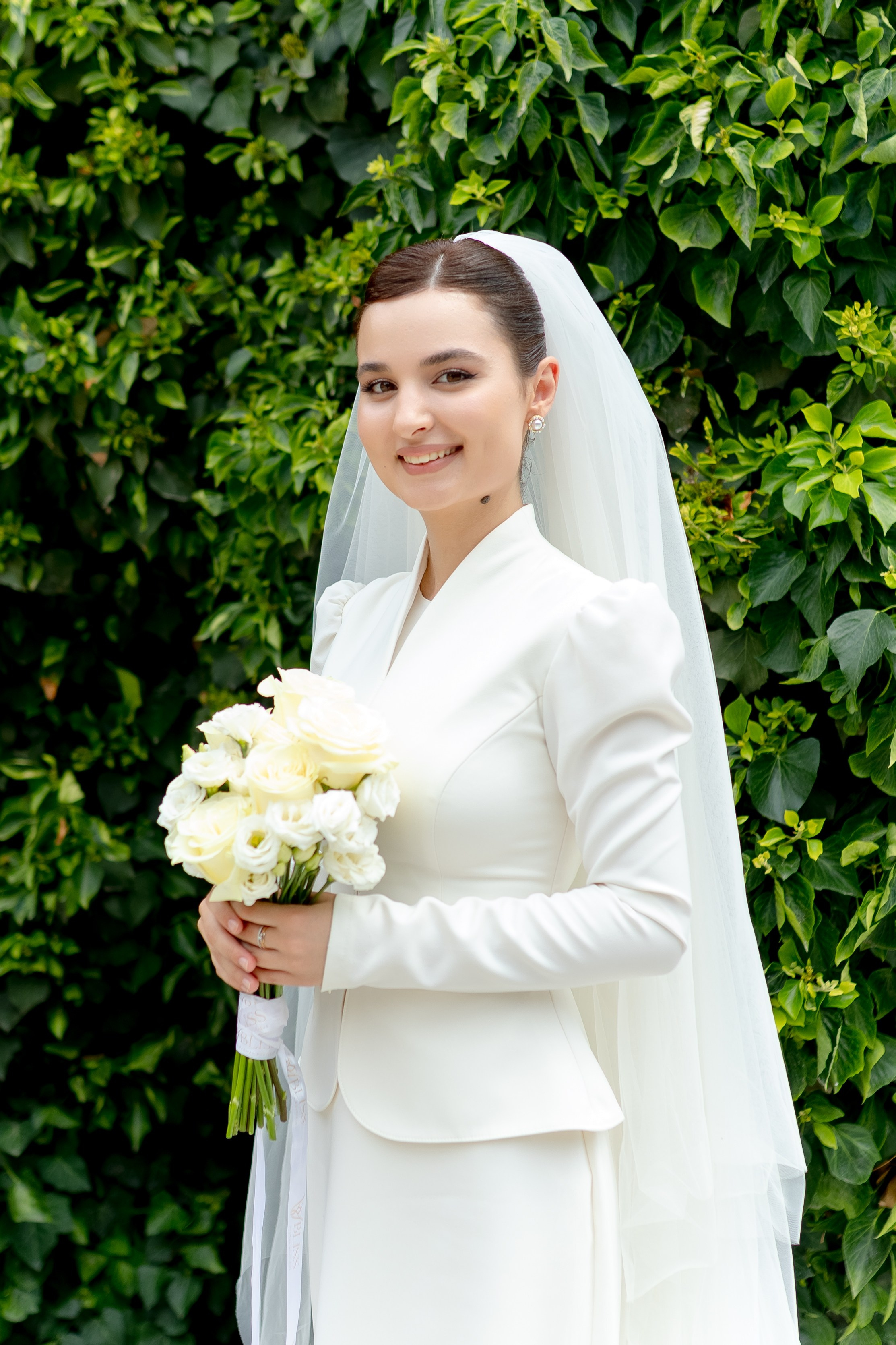 Zura. Главная