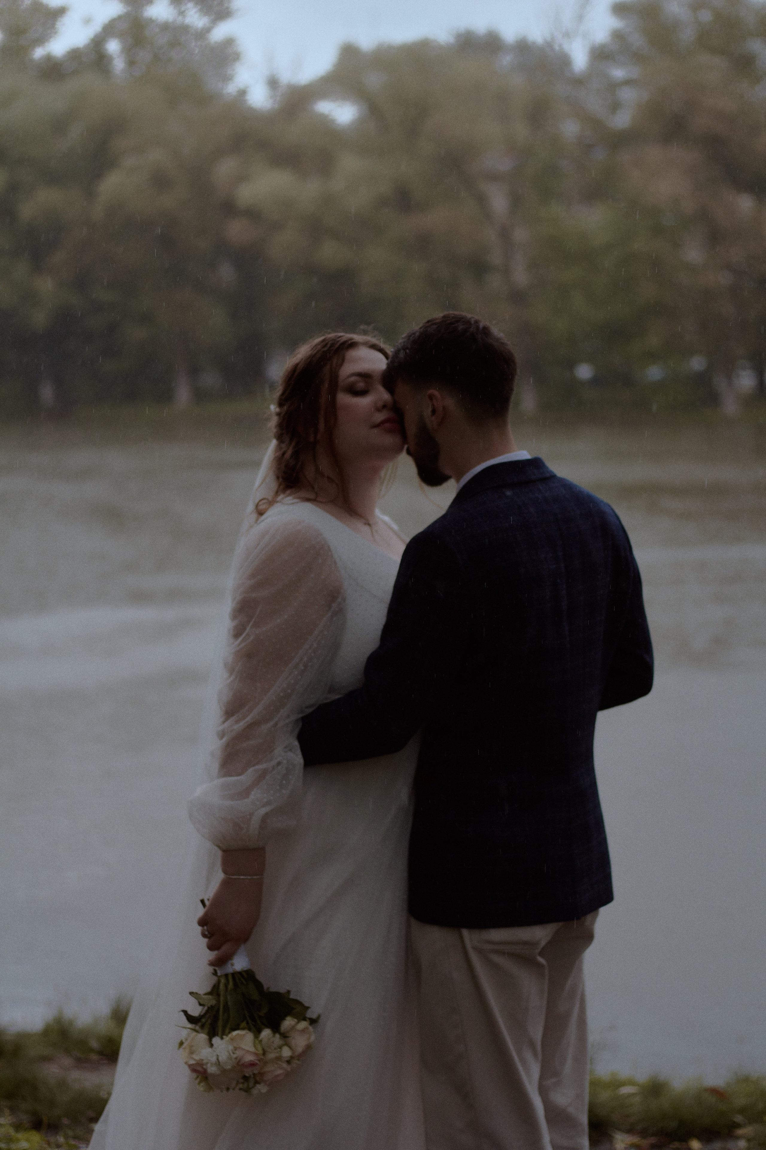 Виктория и Даниэль. Владимирский храм. Фотограф лавстори Москва/МО Приятелева Ангелина