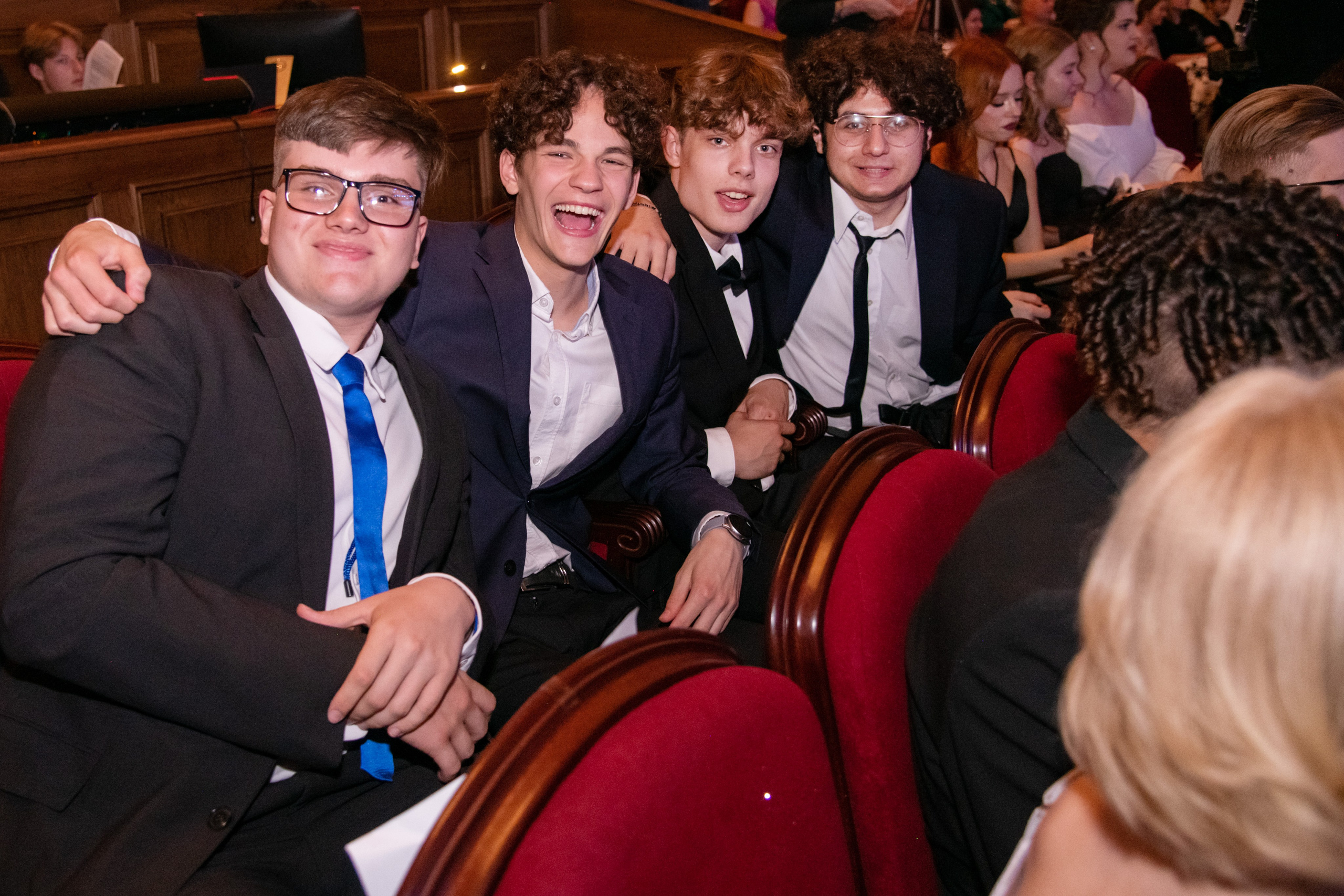 Выпускной вечер Гимназия № 5 Брянск