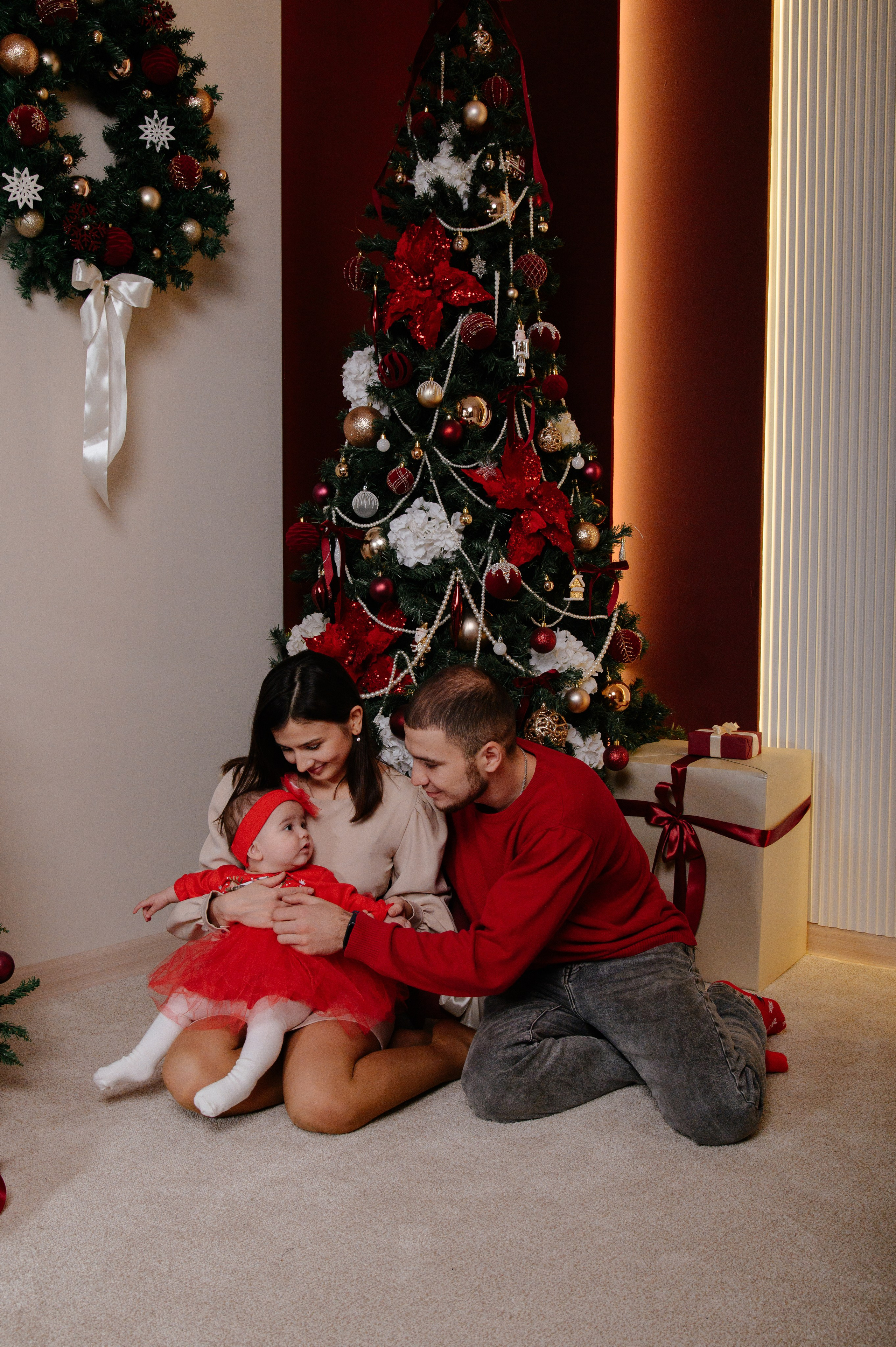 Первая Новогодняя фотосессия. Свадебный фотограф Караганда