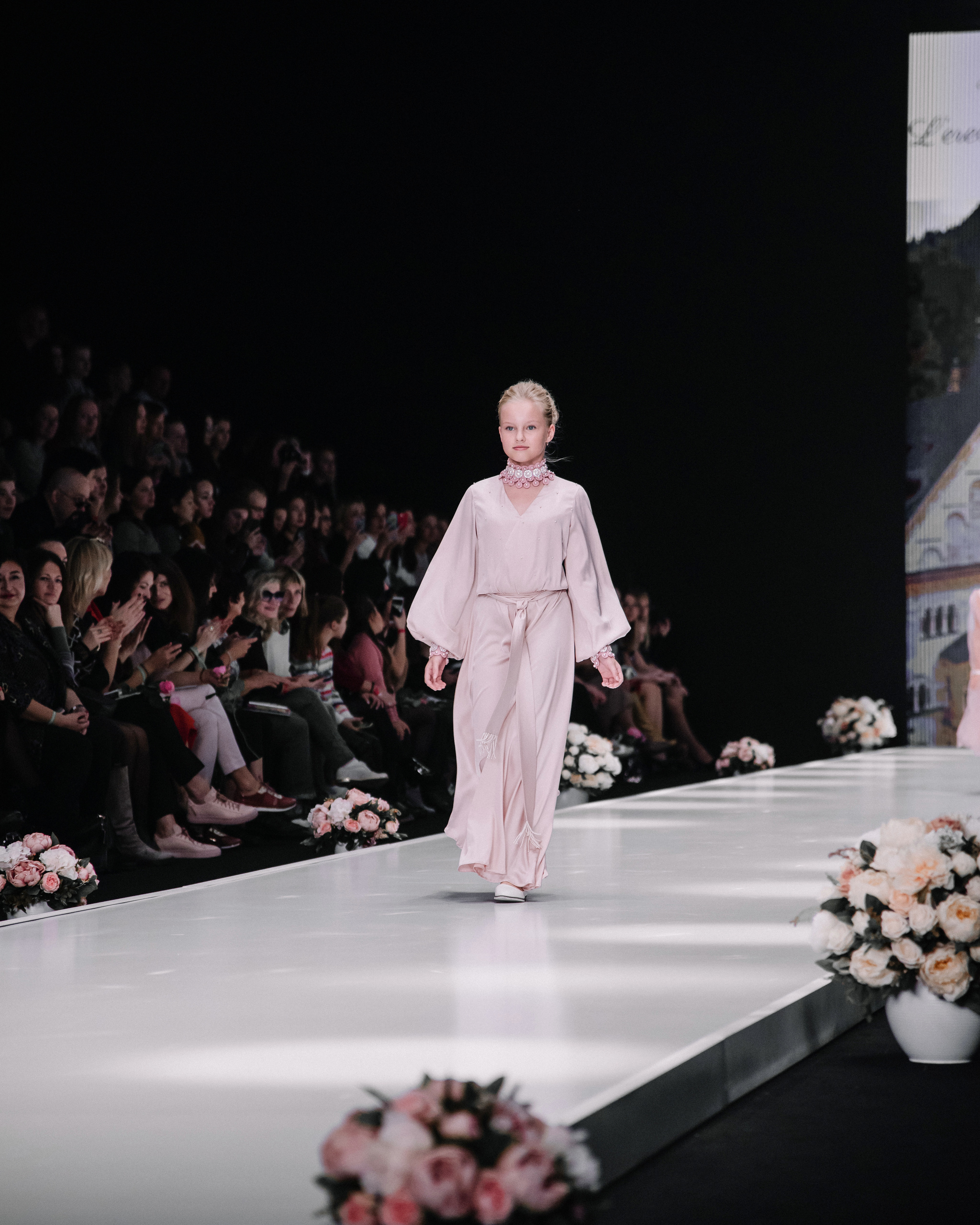 Фотосъемка недели моды. Свадебный и индивидуальный фотограф Никита Роут | Москва