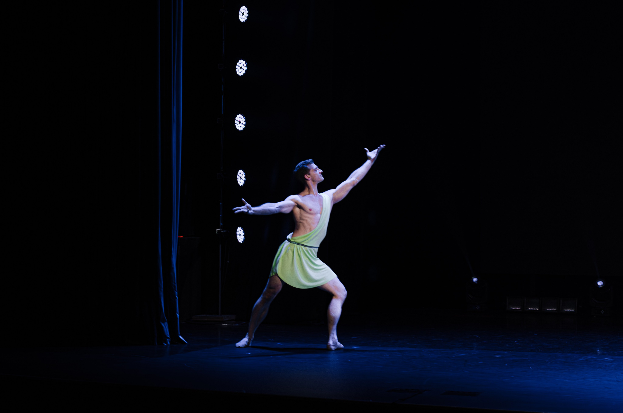 Гала-концерт Всероссийского фестиваля любительского балета Aurora PRIX — 2025. Портретный и репортажный фотограф в Санкт-Петербурге Варвара Жукова