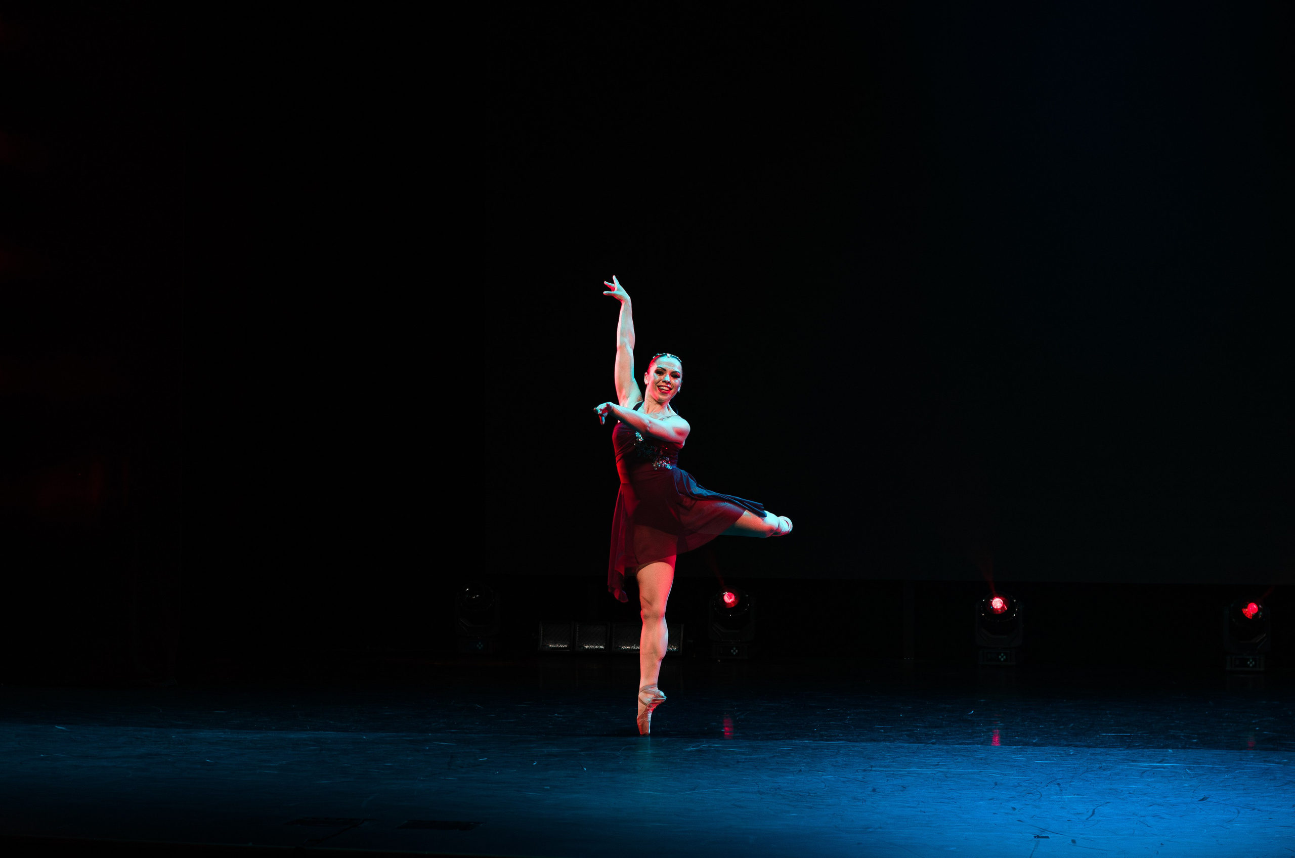 Гала-концерт Всероссийского фестиваля любительского балета Aurora PRIX — 2025. Портретный и репортажный фотограф в Санкт-Петербурге Варвара Жукова