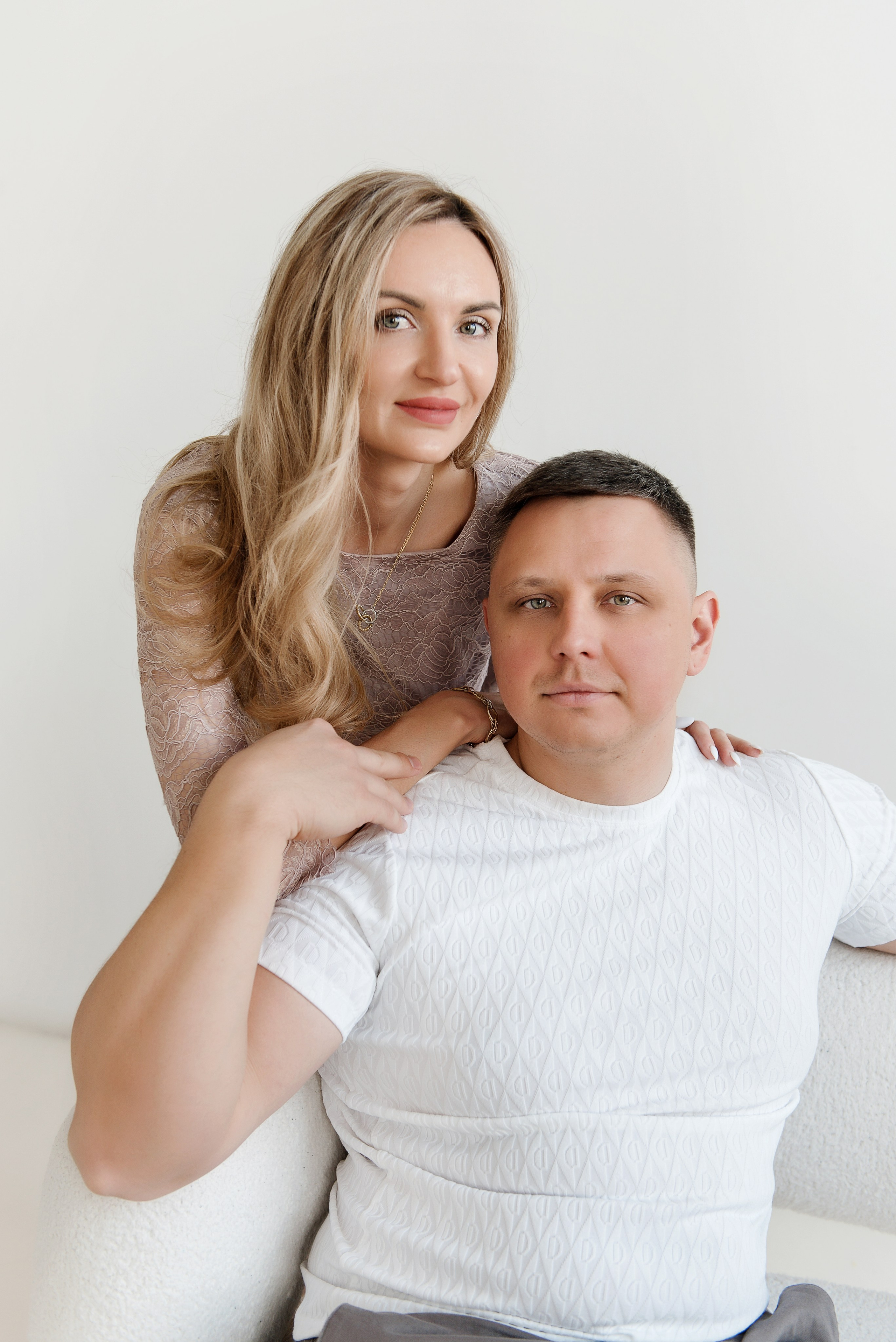 Семейная съёмка большой семьи в Москве. Детский фотограф в Долгопрудном и Москве