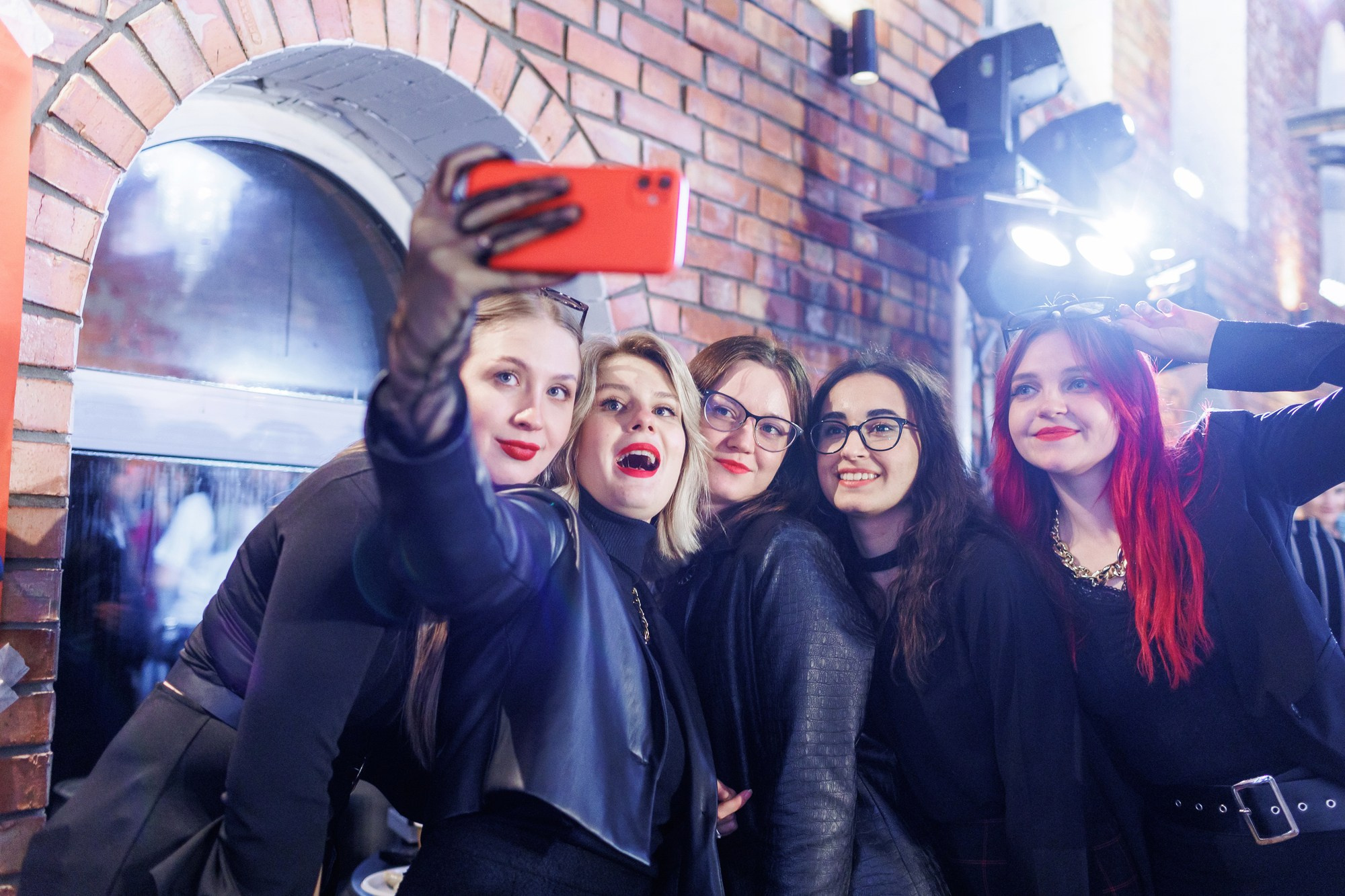 Вечеринка в стиле 90-х. Свадебный фотограф в Нижнем Новгороде и Москве Сергей Воробьев