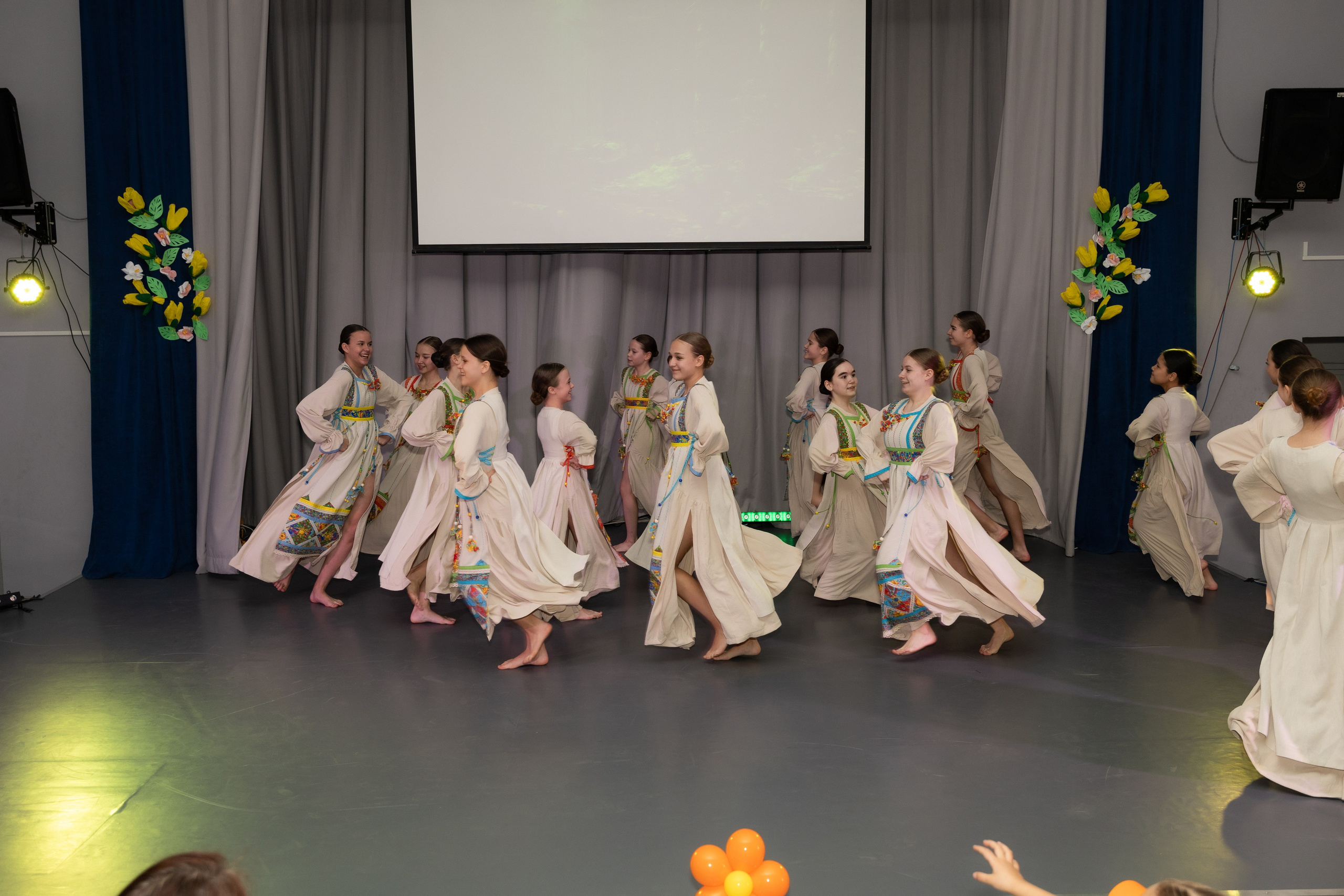 Танцевальный коллектив. Рыжий Фотограф Иркутск