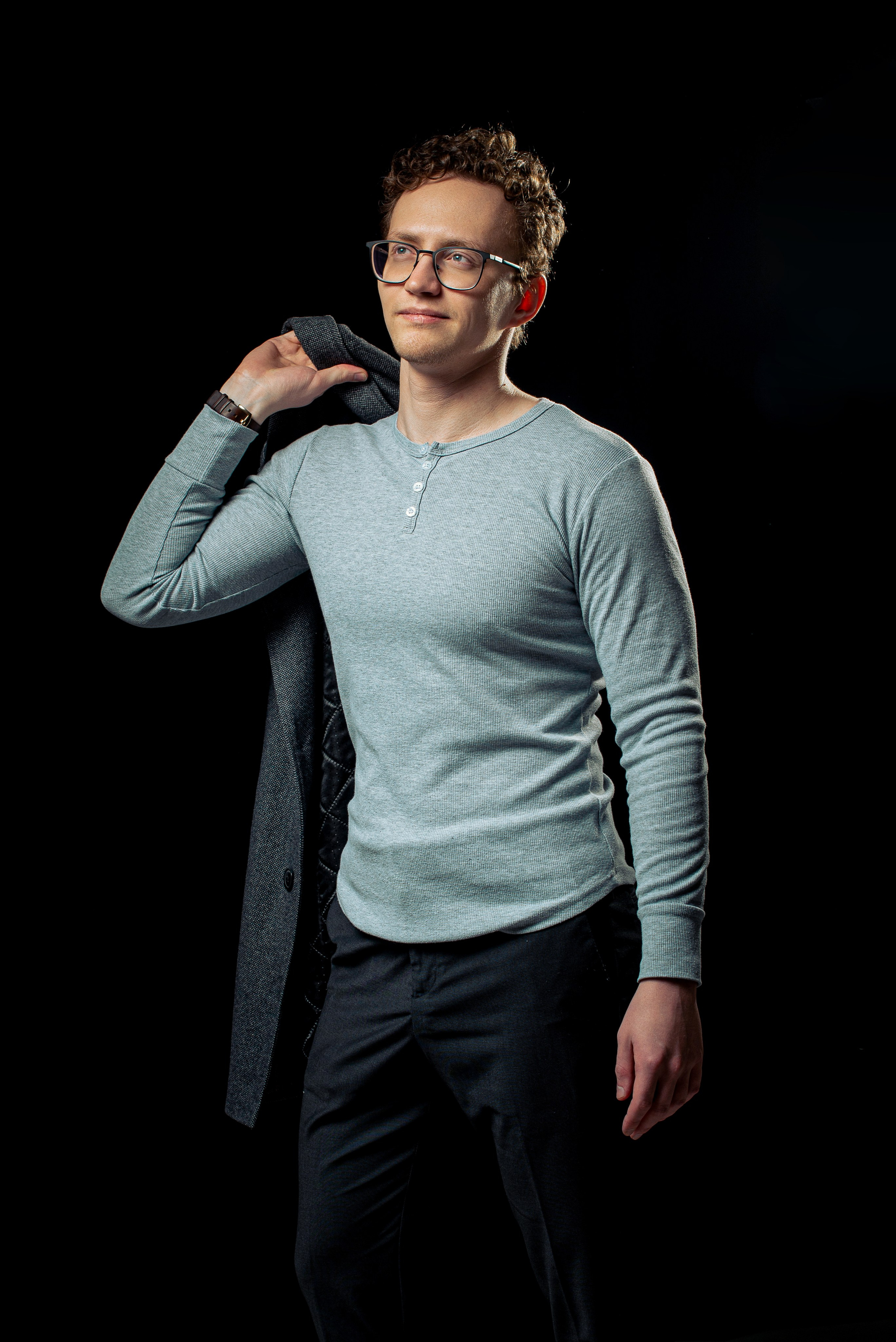 МУЖСКОЙ ПОРТРЕТ. Фотограф Юлия Антушева