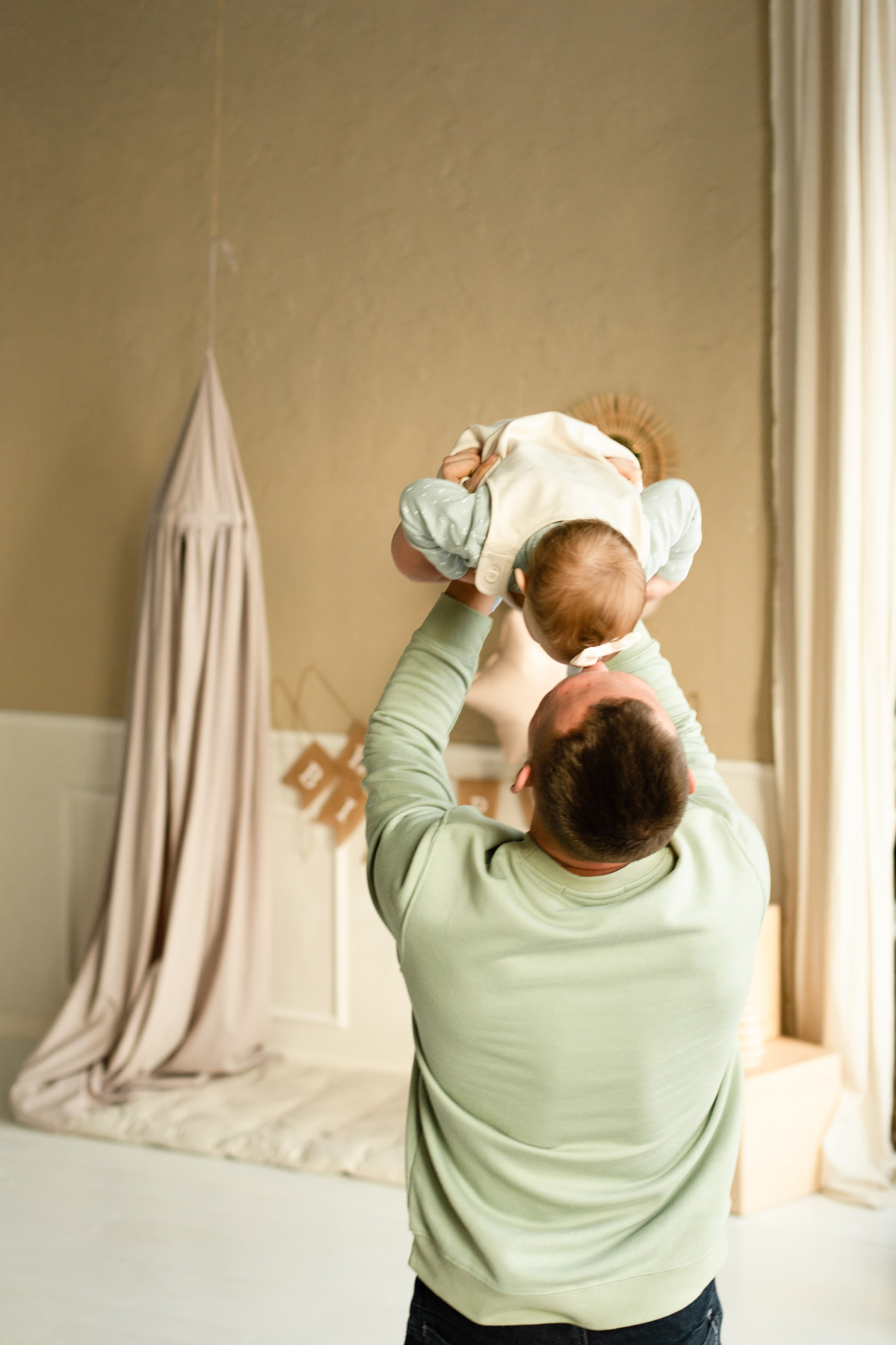 Семейные студийные фотосъемки. Семейный фотограф в Красноярске Наталья Алина