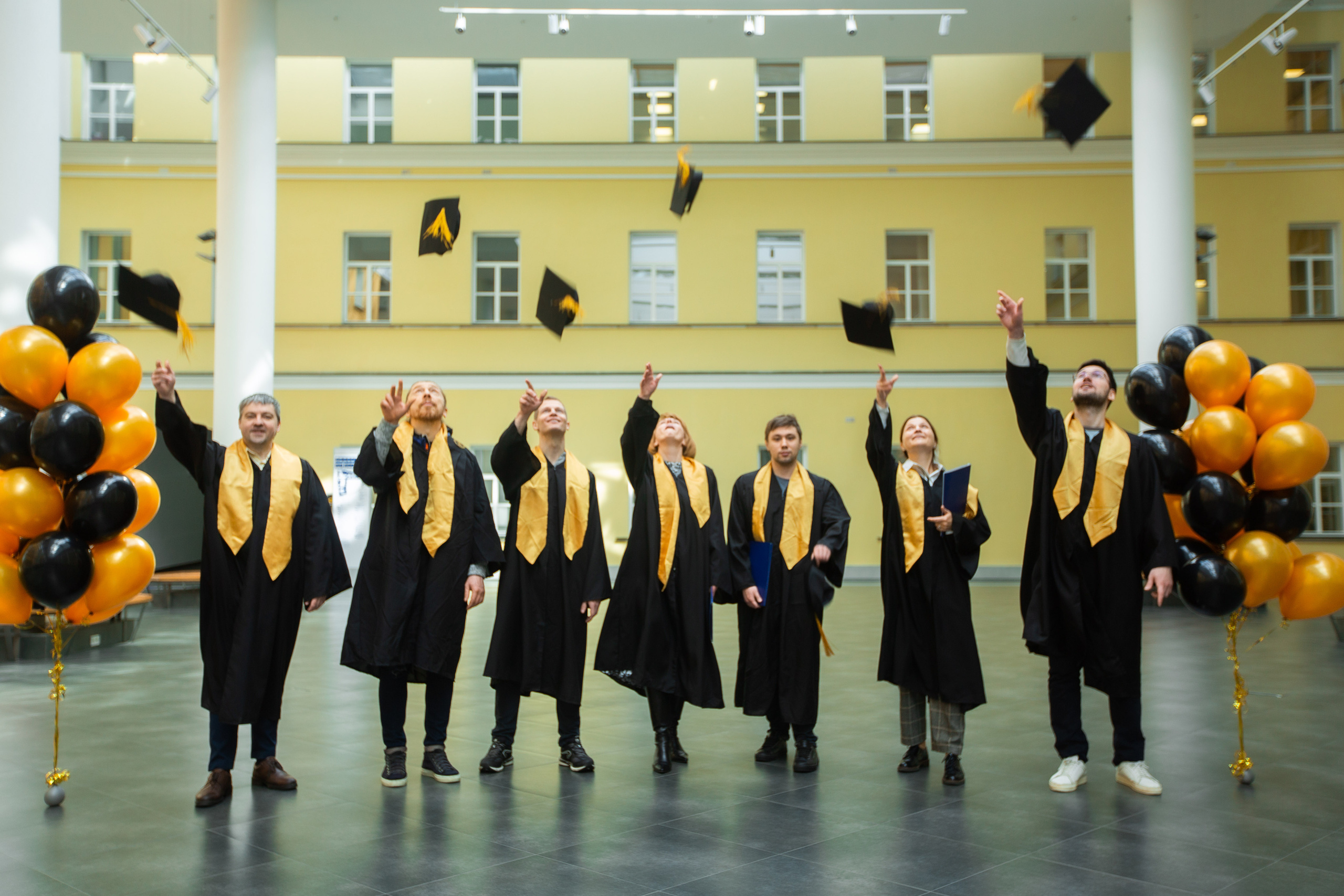 Выпускной ВШЭ. Фотограф в Москве Десятова Ксения