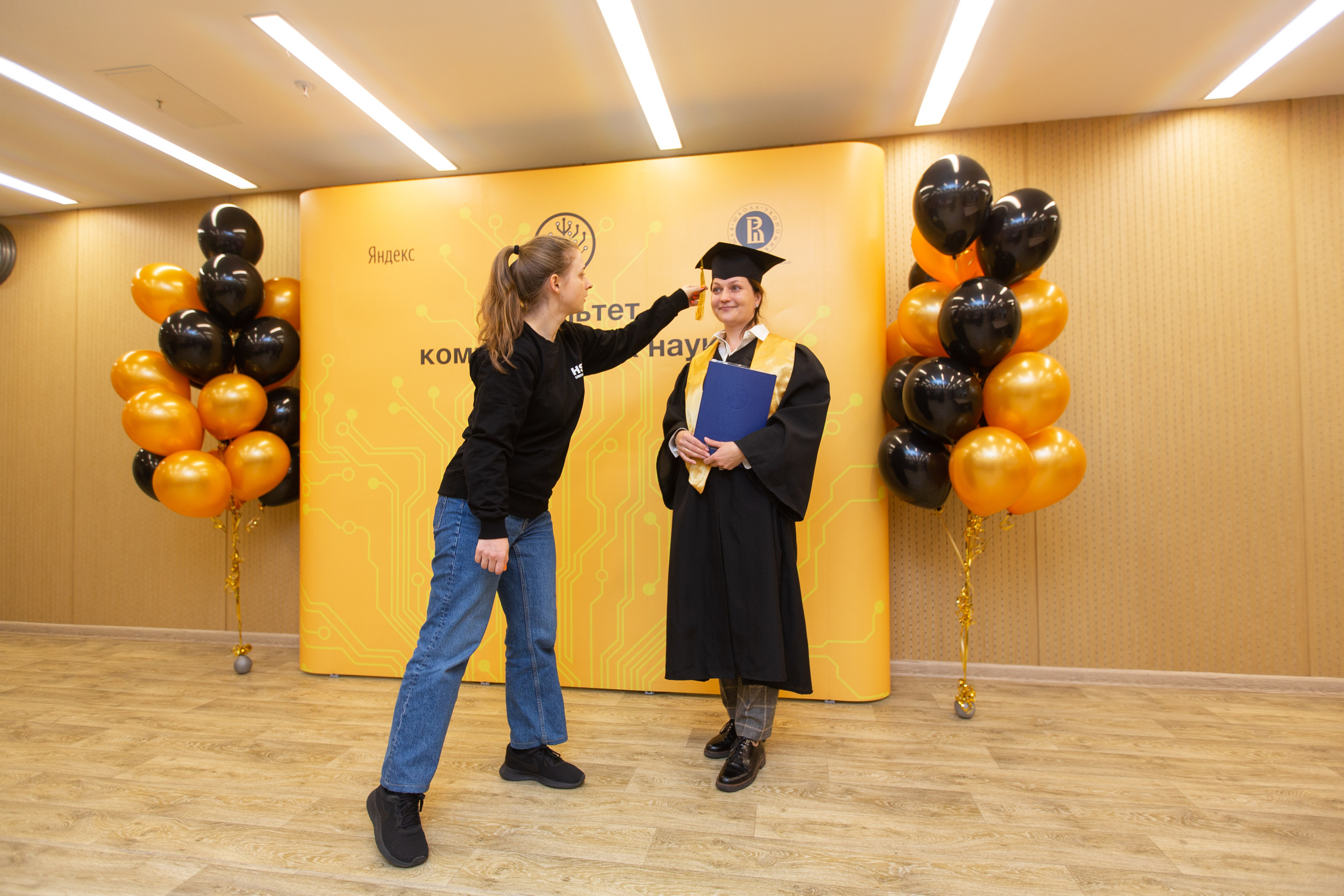 Выпускной ВШЭ. Фотограф в Москве Десятова Ксения