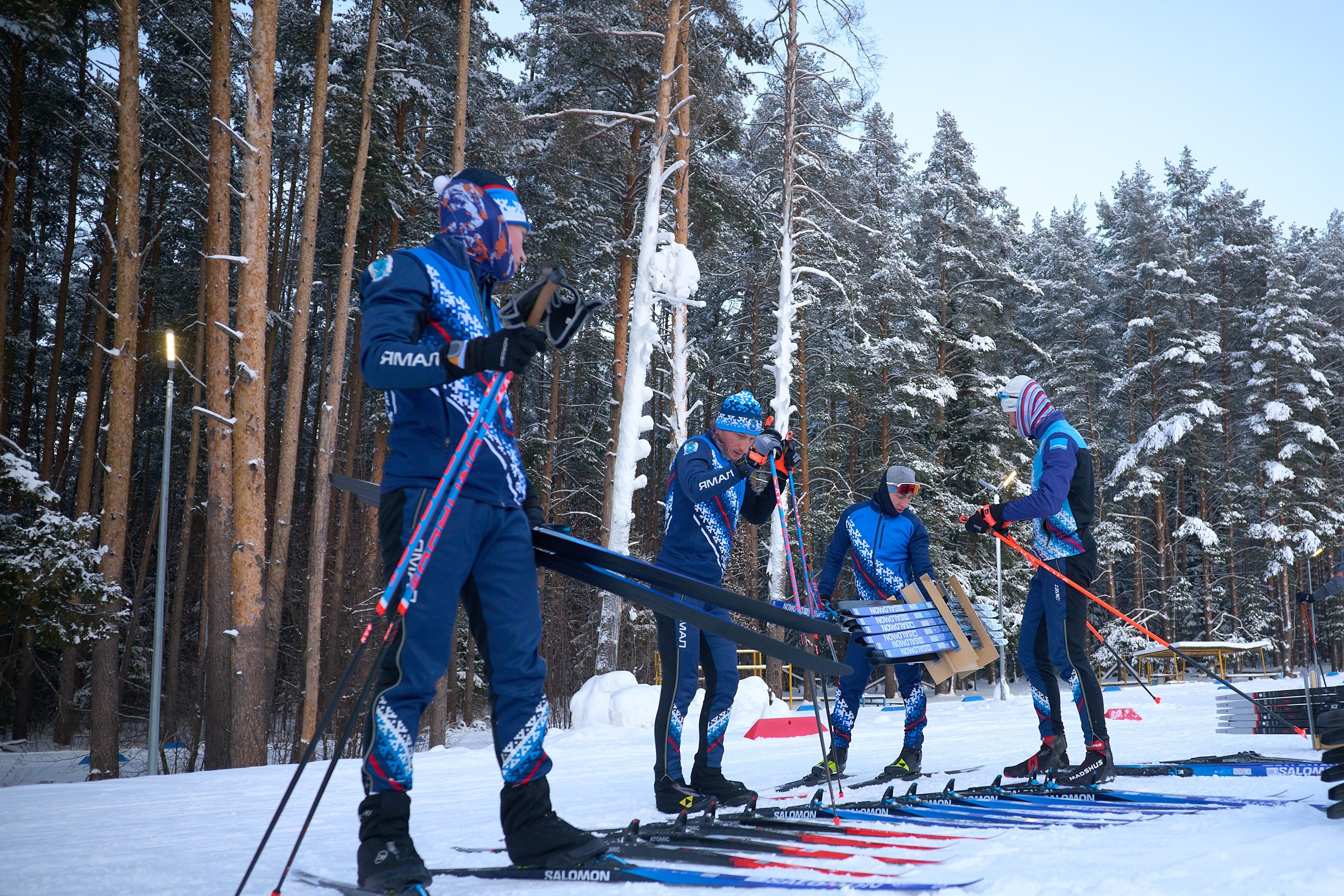 Биатлон. Чемпионат России — 2024/2025, 3-й этап, Ижевск. Спринт. Мужчины. Спортивный репортажный фотограф в Ижевске Сергей Мерзляков