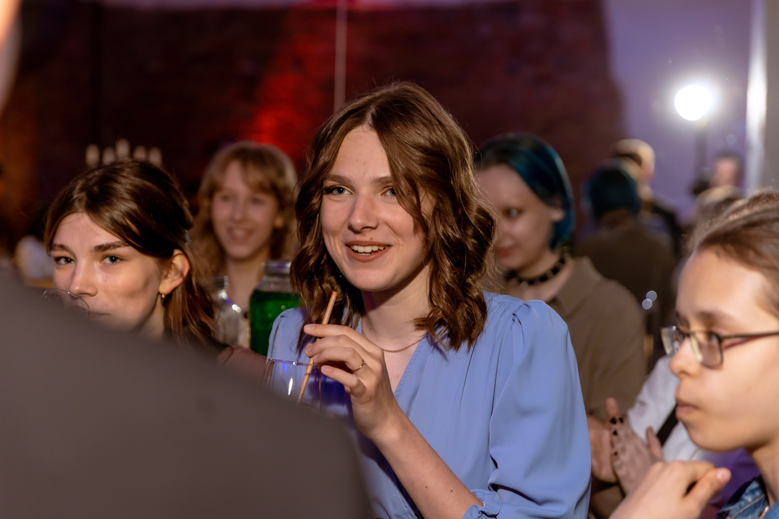 Фотограф. на школьный выпускной. Фотограф на праздник, корпоратив, День Рождения и Юбилей в г. Санкт-Петербурге Алексей Анкушев