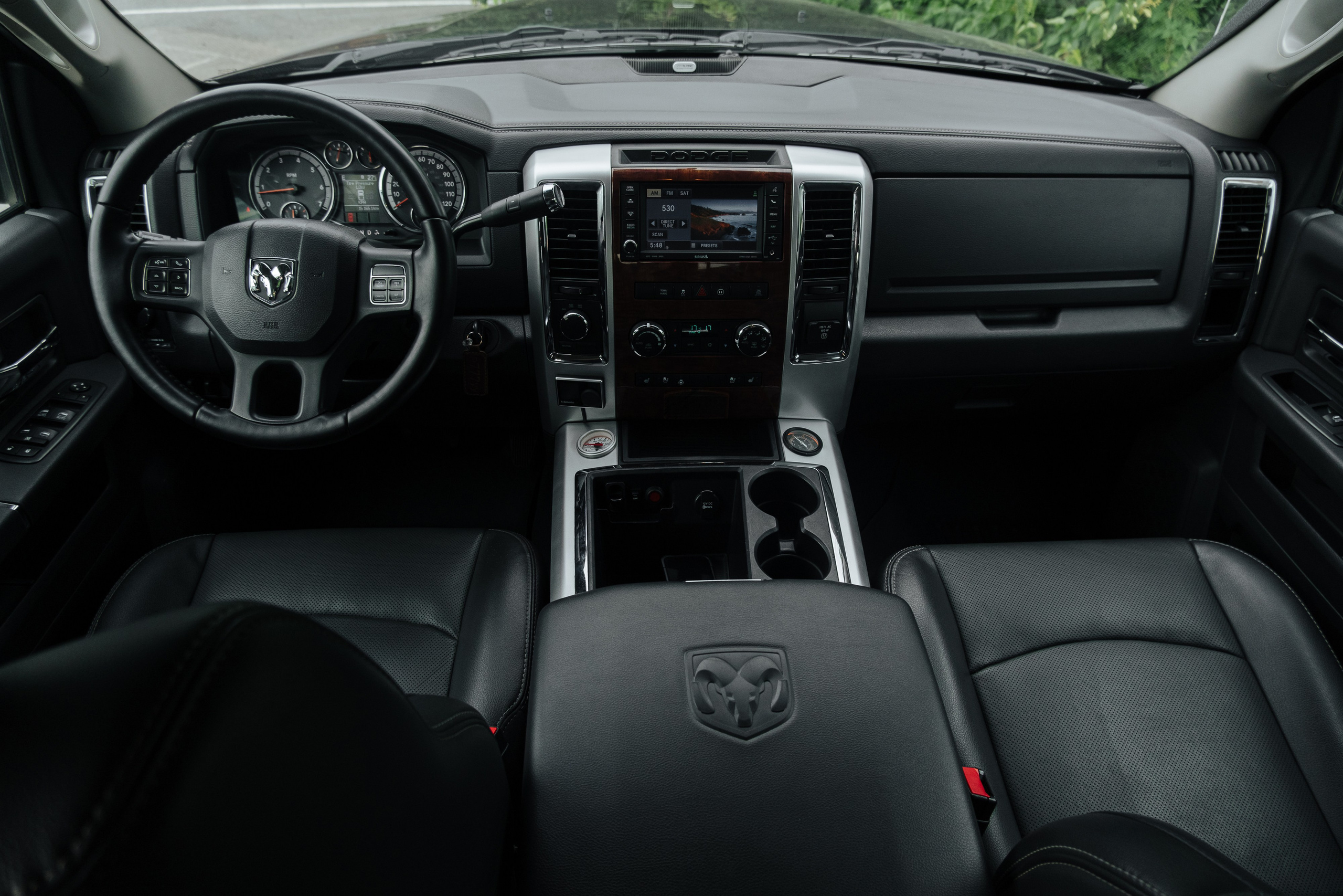 DODGE RAM. Фуд и предметный фотограф Виталий Морозов г. Москва