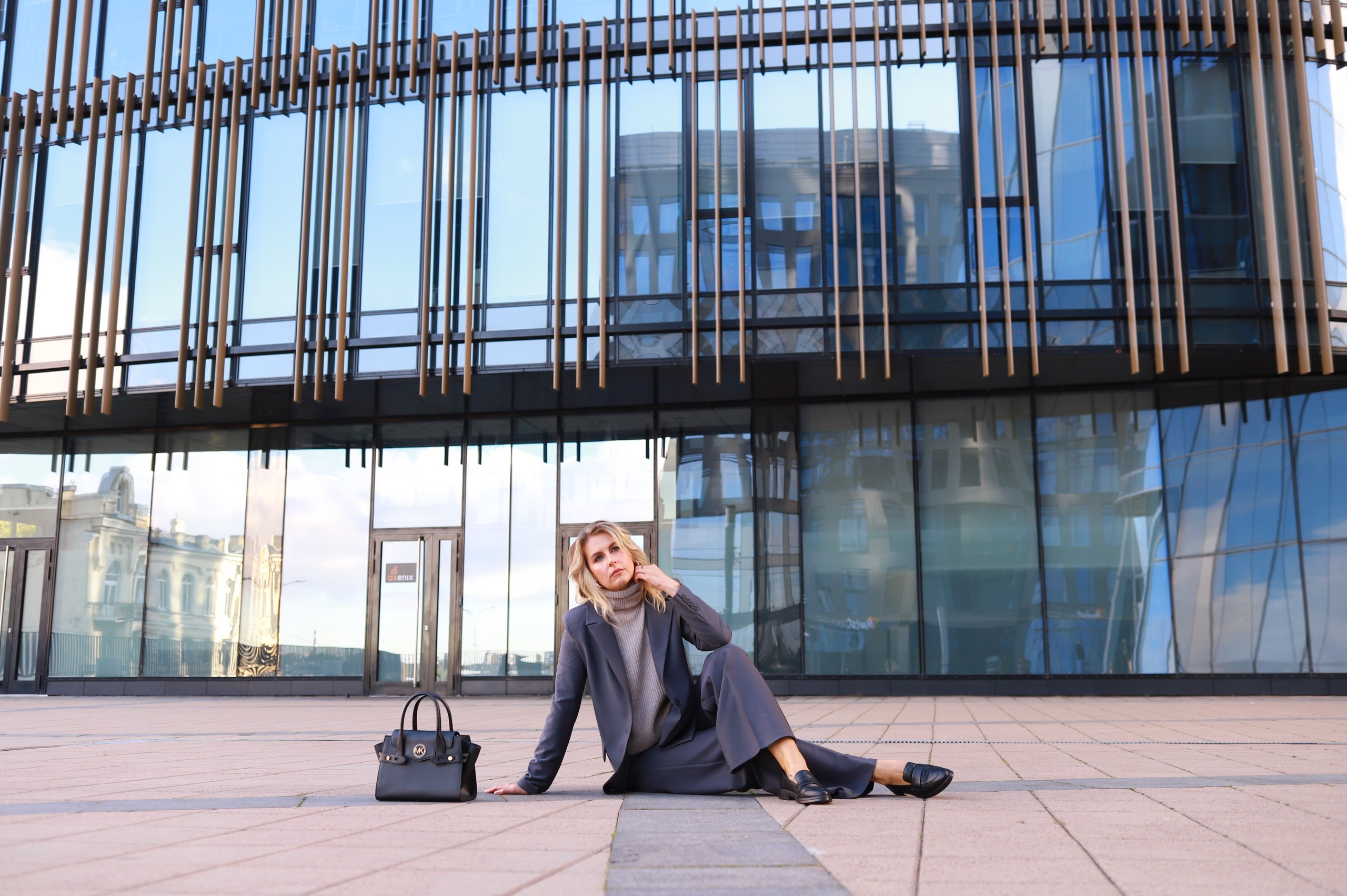 Екатерина Банк " Санкт-Петербург " и БЦ Невская Ратуша. Женский и семейный фотограф в Санкт-Петербурге Любовь Малышева