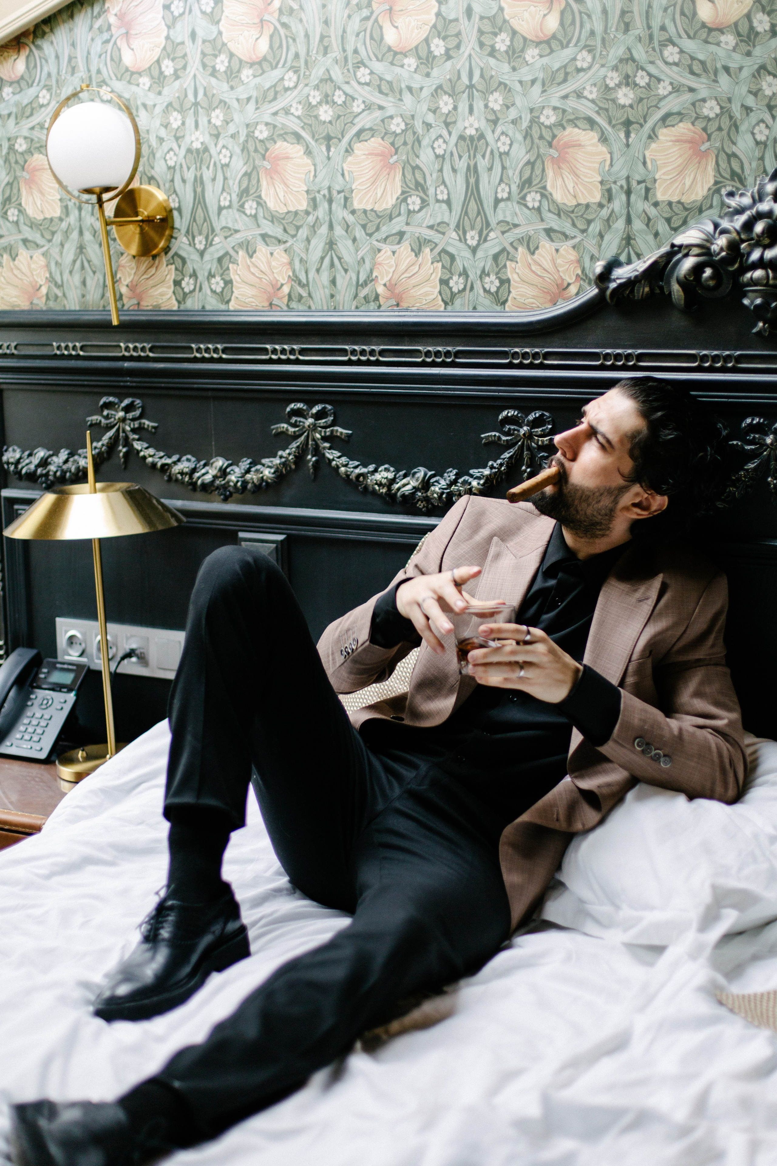 Свадебная фотосессия в бутик отеле Арбат 6, свадебный фотограф в Москве